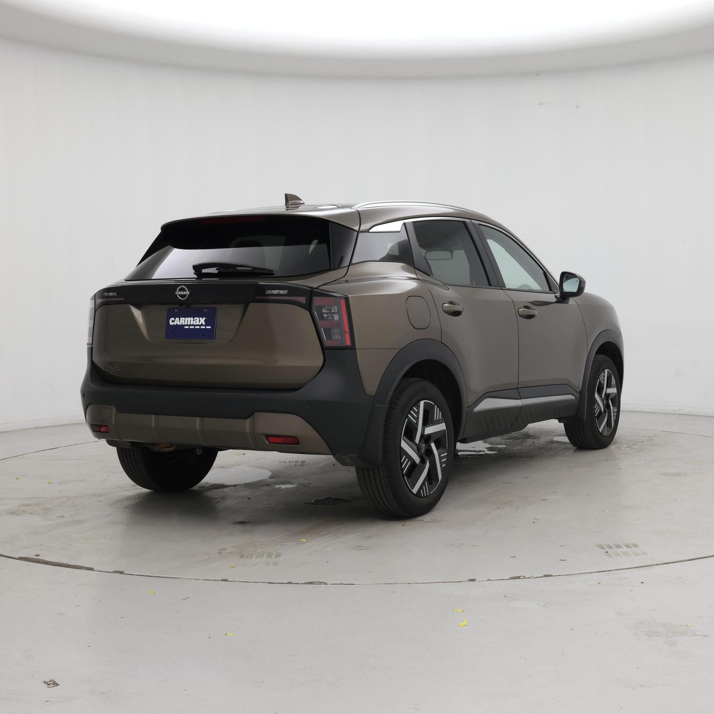 Thumbnail: 2025 Nissan Kicks - 8