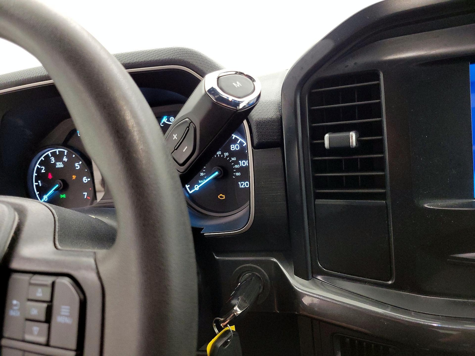 2023 Ford F-150 XL - Photo 19