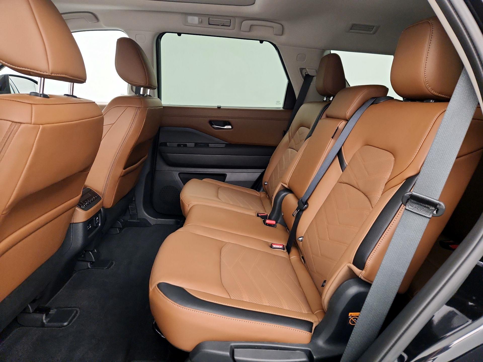 Thumbnail: 2025 Nissan Pathfinder - 20