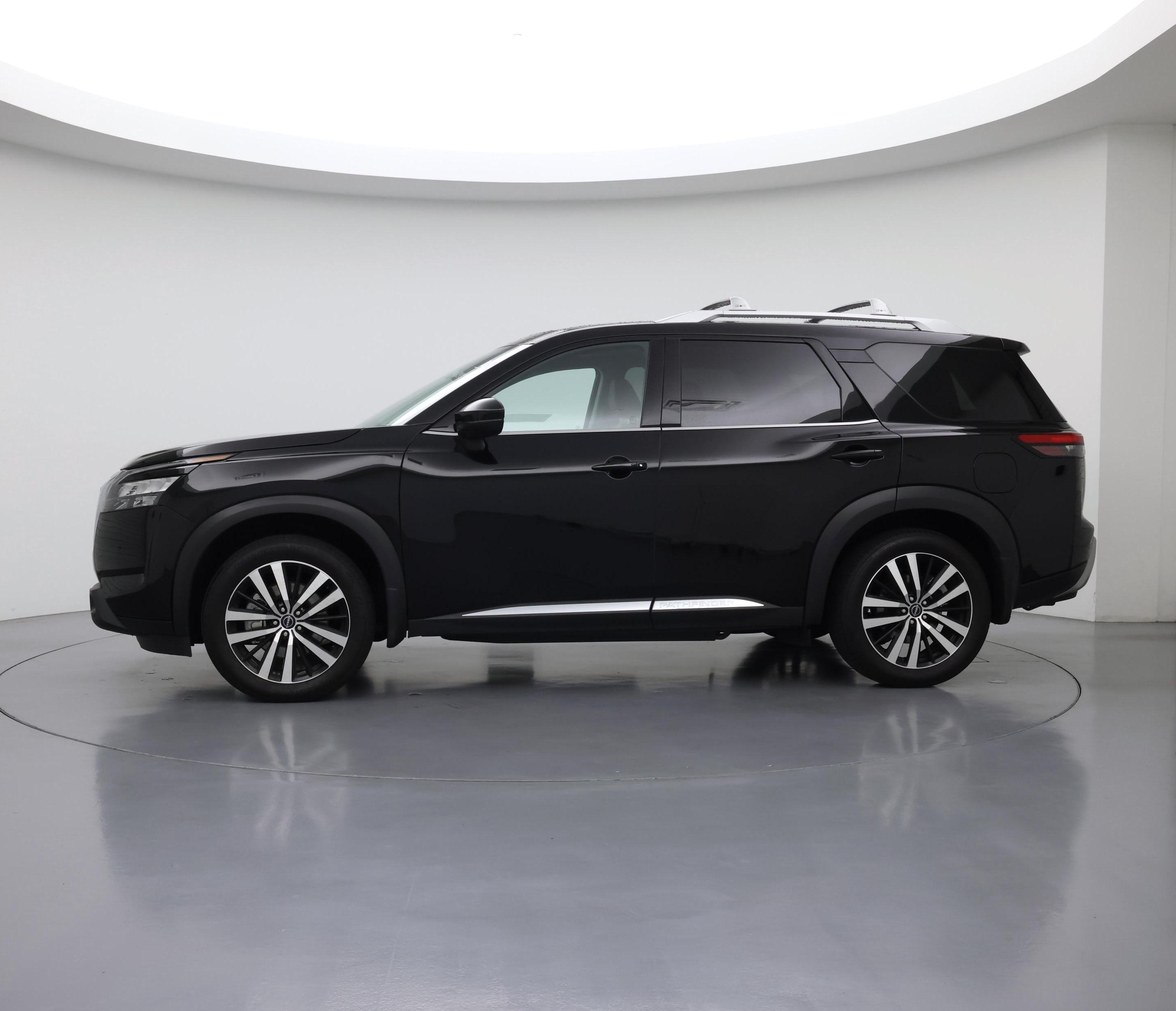 Thumbnail: 2025 Nissan Pathfinder - 3