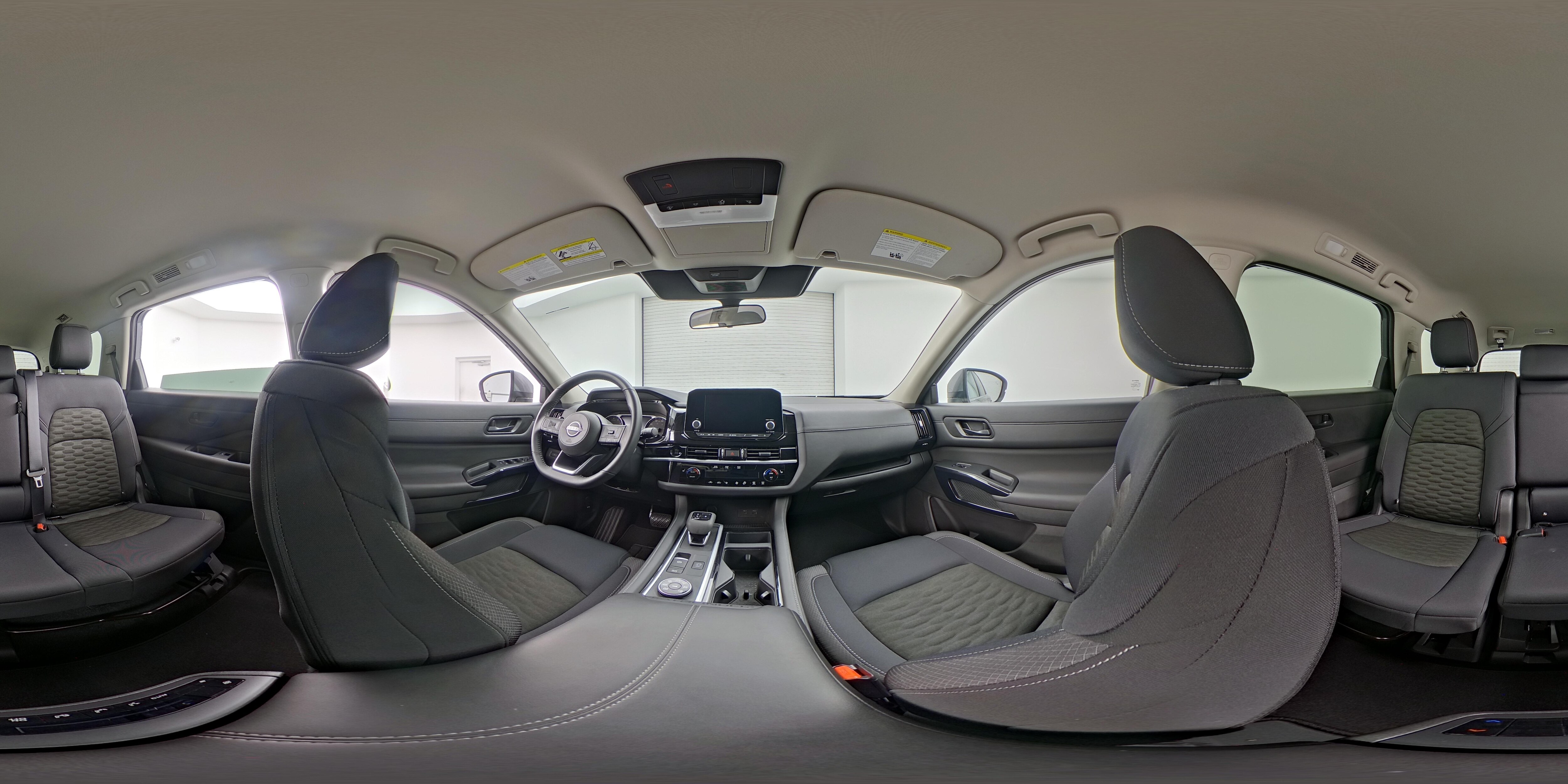 2025 Nissan Pathfinder SV - Photo 26