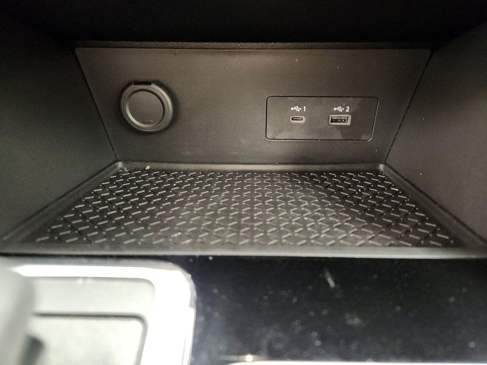 2025 Nissan Pathfinder SV - Photo 19