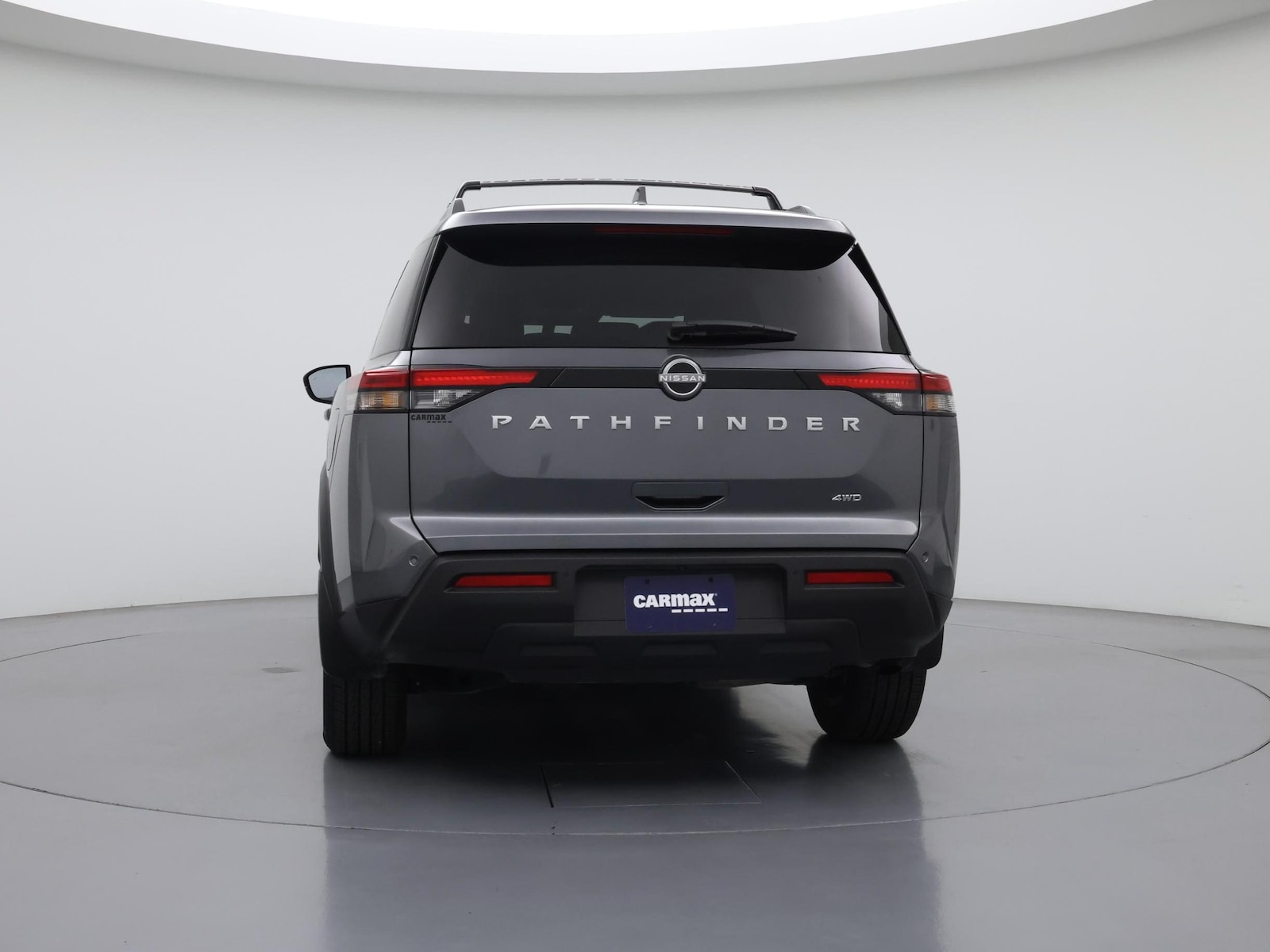 2025 Nissan Pathfinder SV - Photo 7