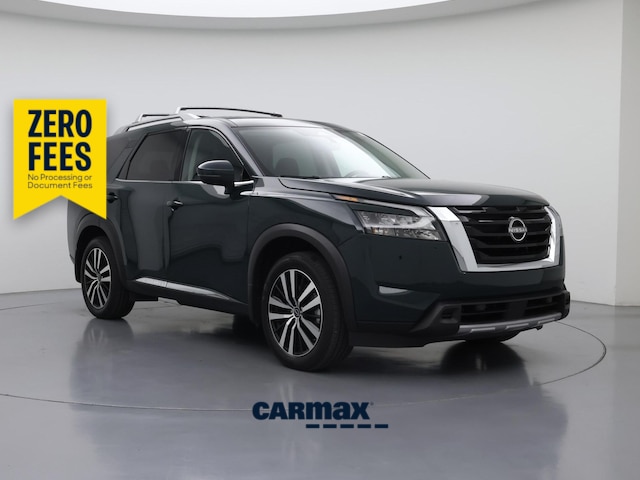 Green 2025 Nissan Pathfinder SUV / Crossover Front-Wheel Drive Automatic