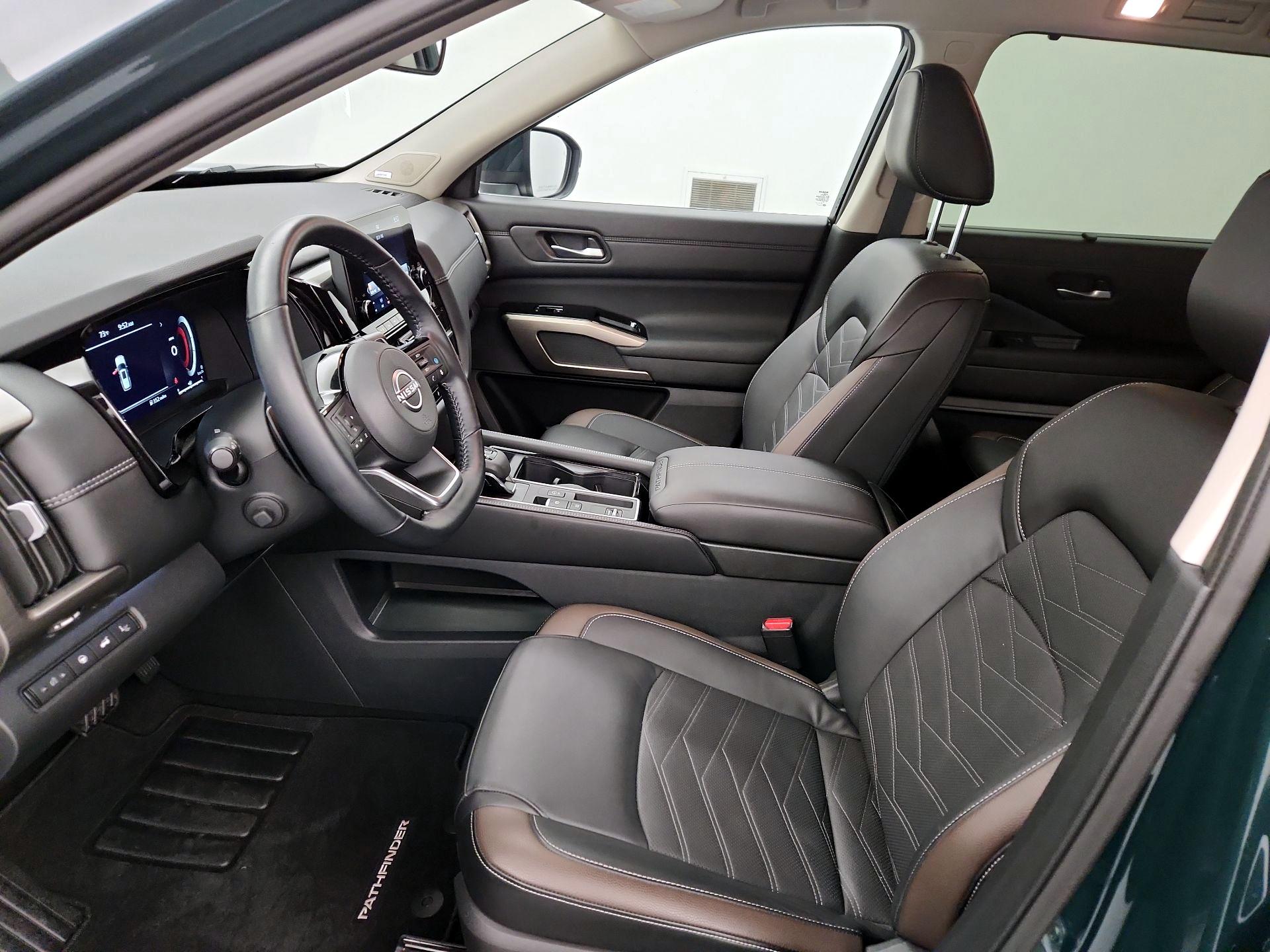 Thumbnail: 2025 Nissan Pathfinder - 11
