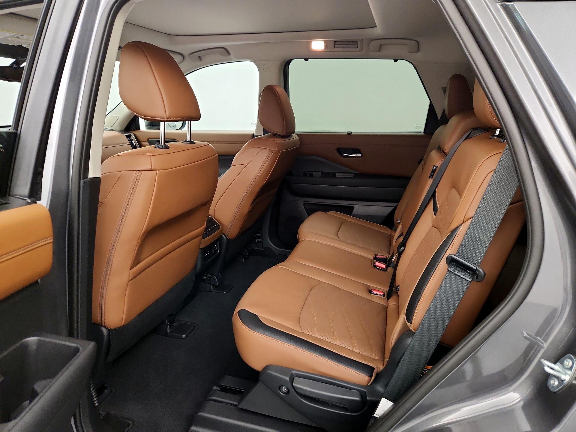 Thumbnail: 2025 Nissan Pathfinder - 19