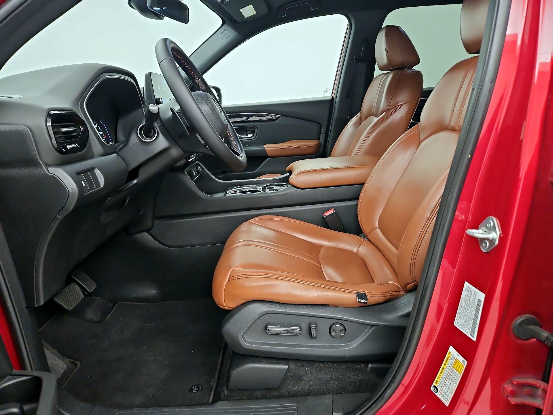 Thumbnail: 2023 Honda Pilot - 11