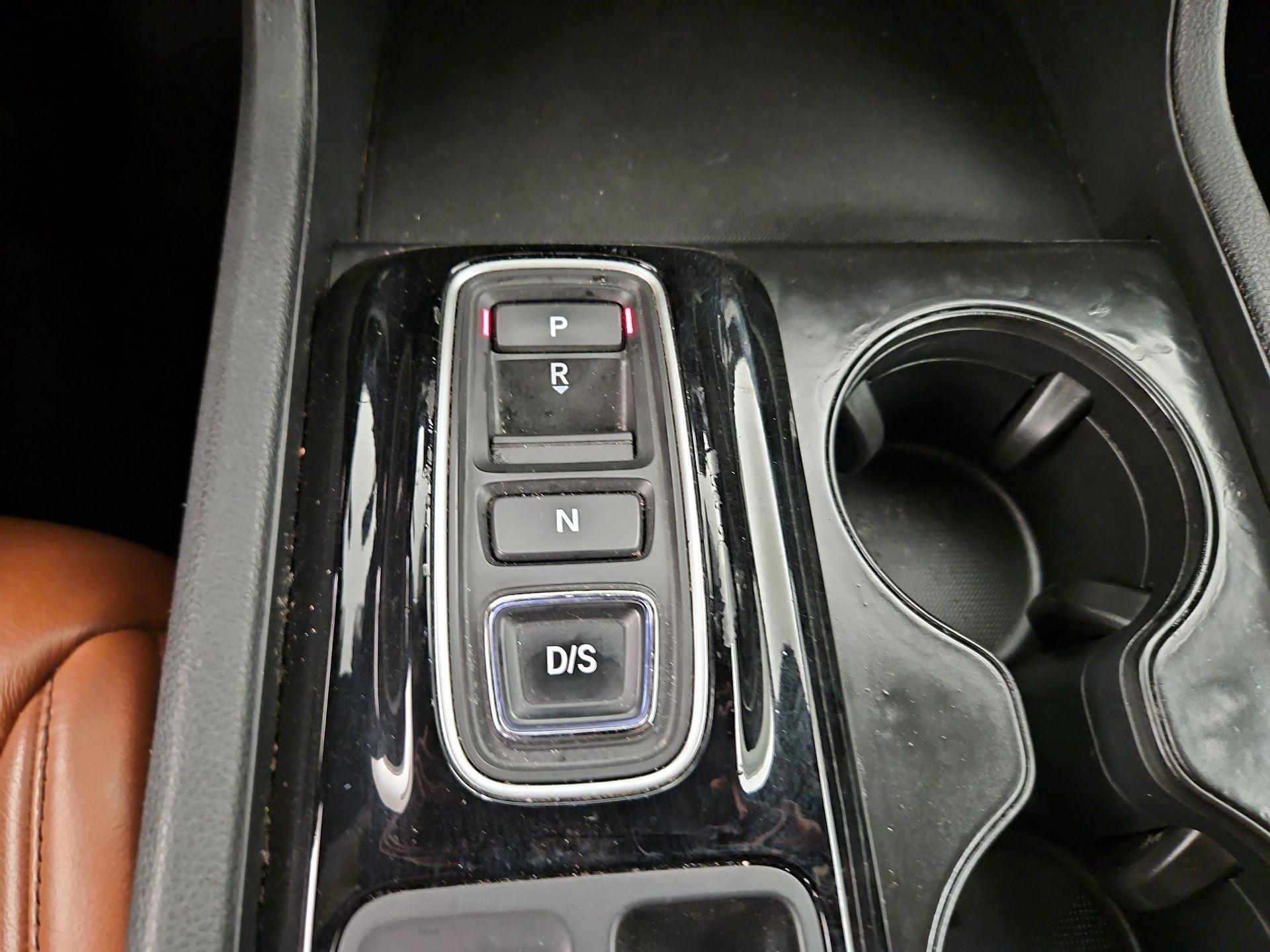 Thumbnail: 2023 Honda Pilot - 17