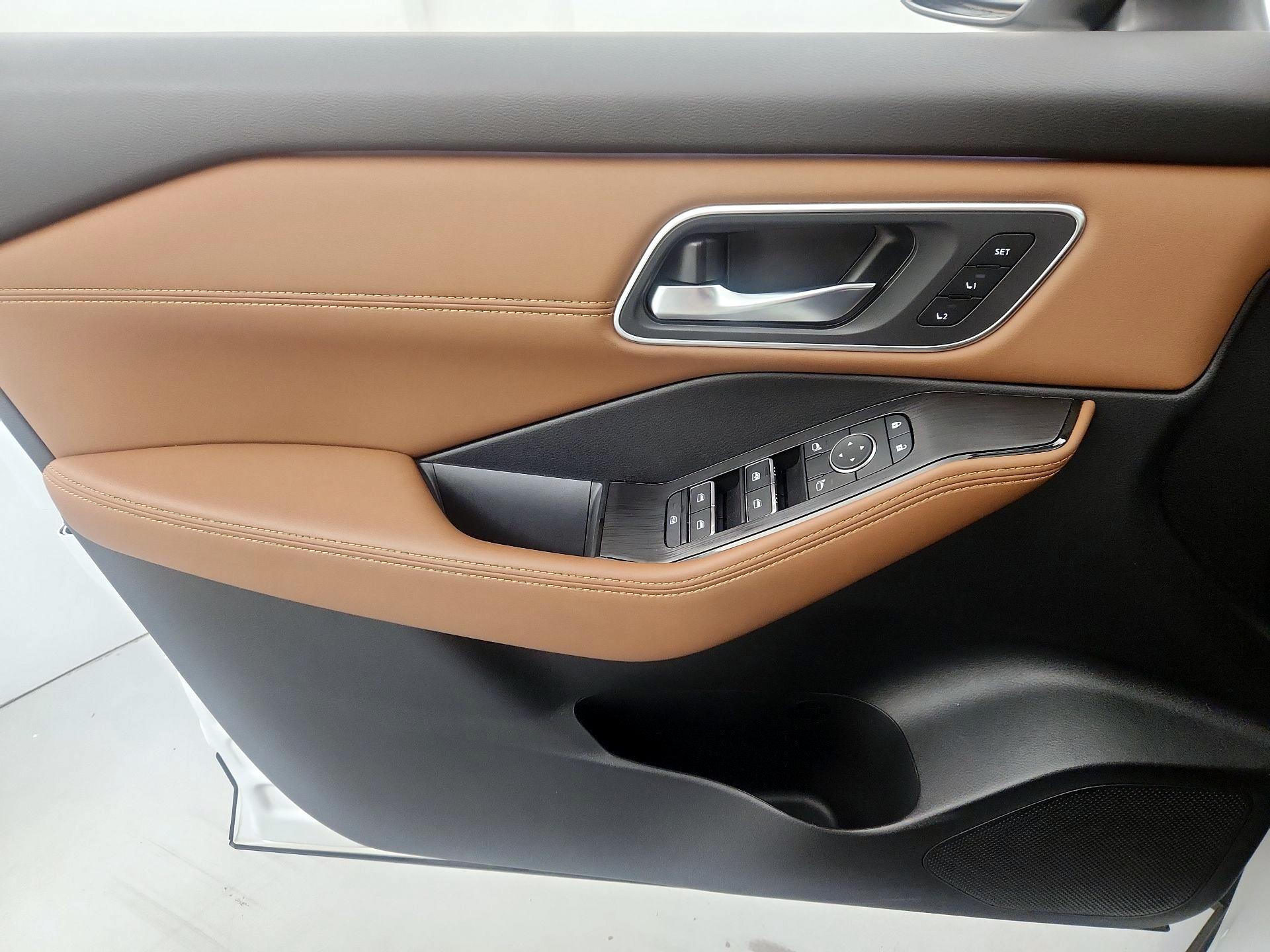 Thumbnail: 2026 Nissan Rogue - 12