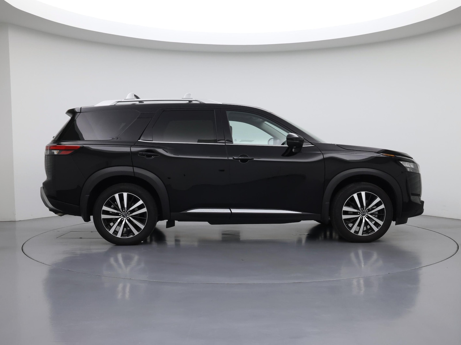2025 Nissan Pathfinder Platinum - Photo 8