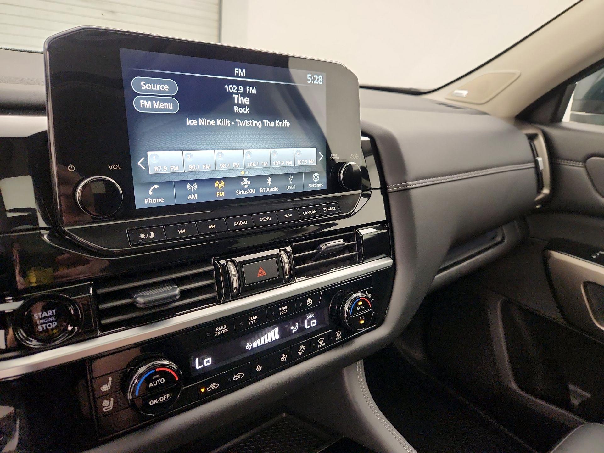 Thumbnail: 2025 Nissan Pathfinder - 16
