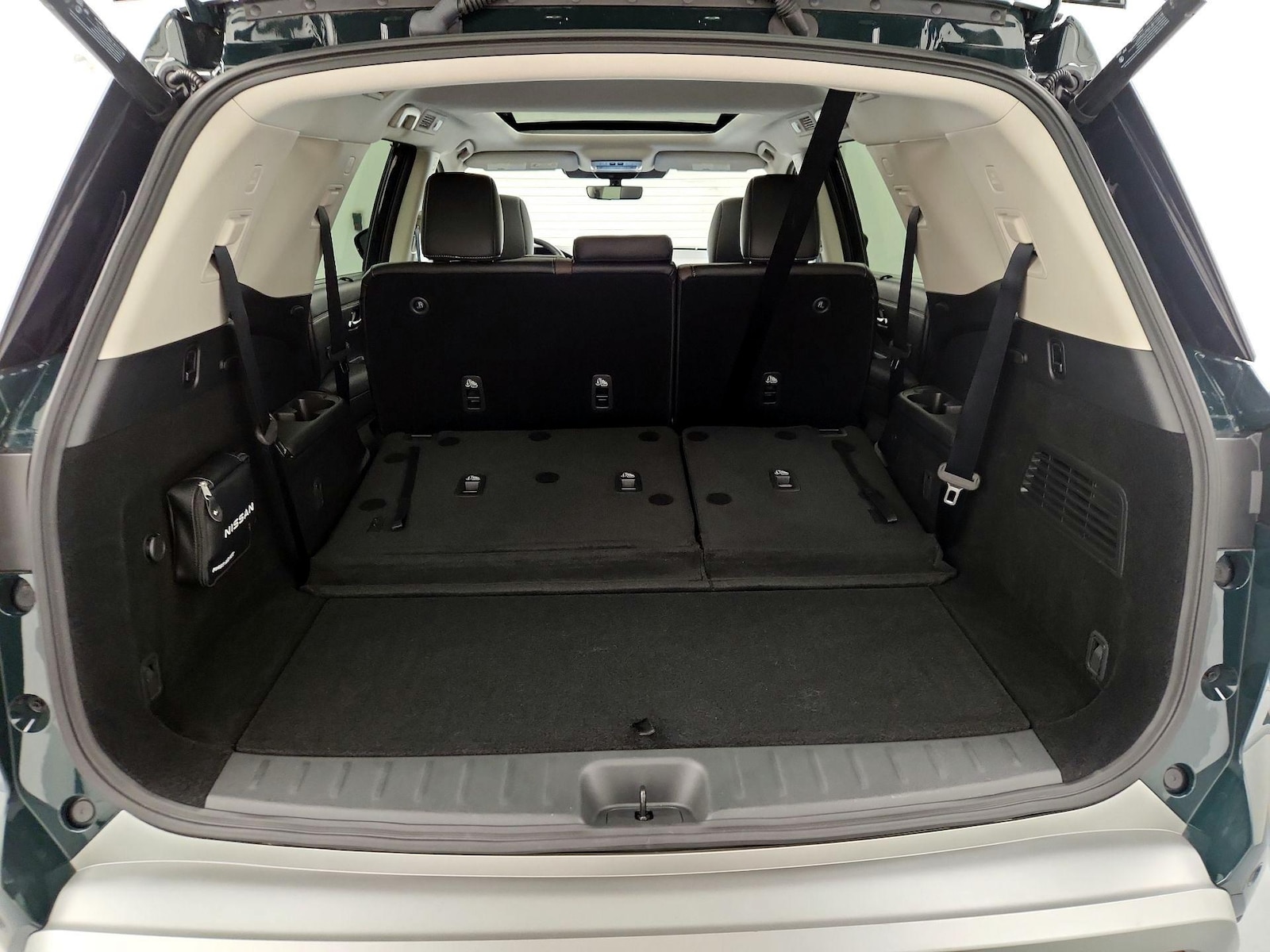 2025 Nissan Pathfinder Platinum - Photo 25