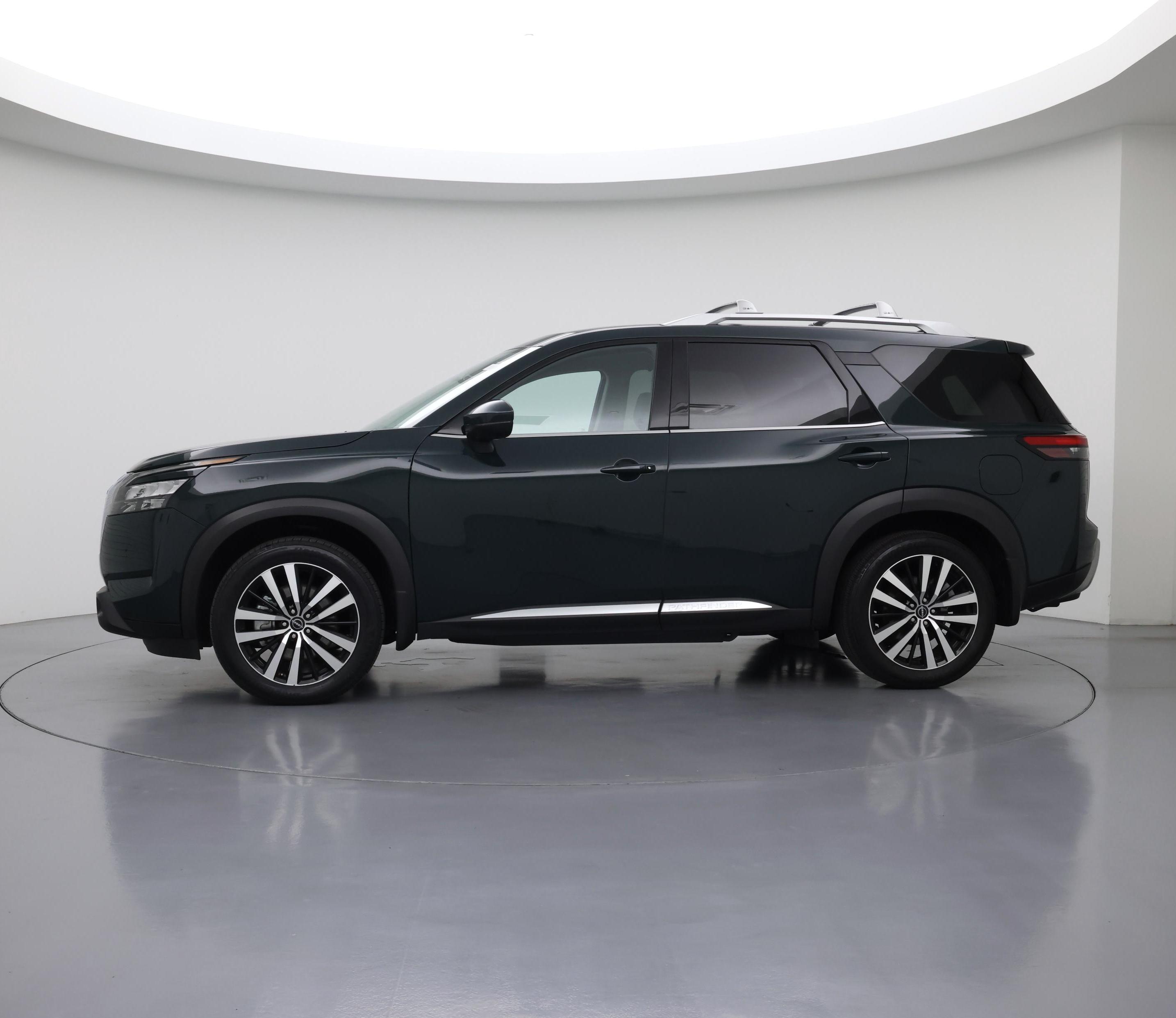 Thumbnail: 2025 Nissan Pathfinder - 3