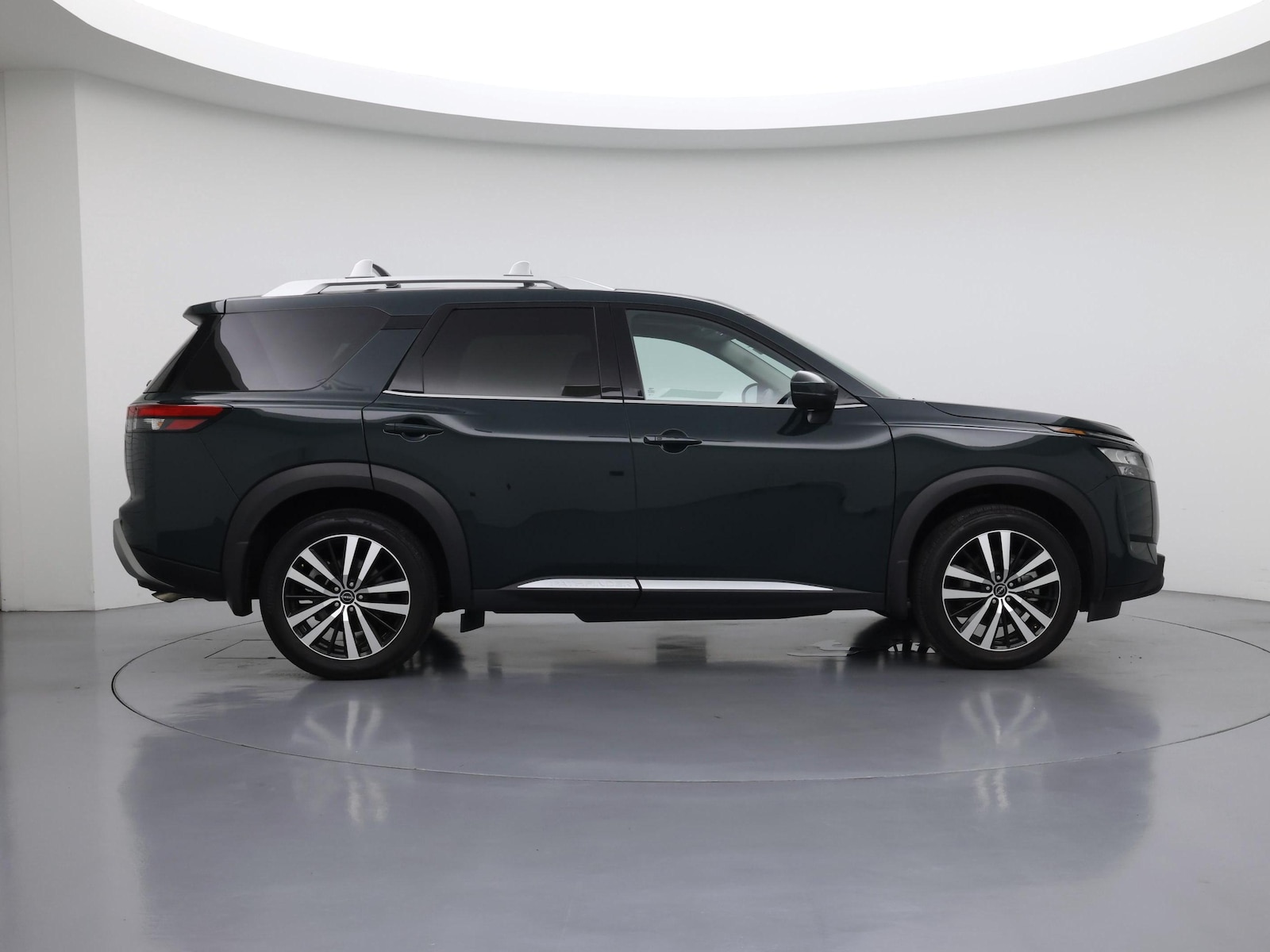 2025 Nissan Pathfinder Platinum - Photo 8