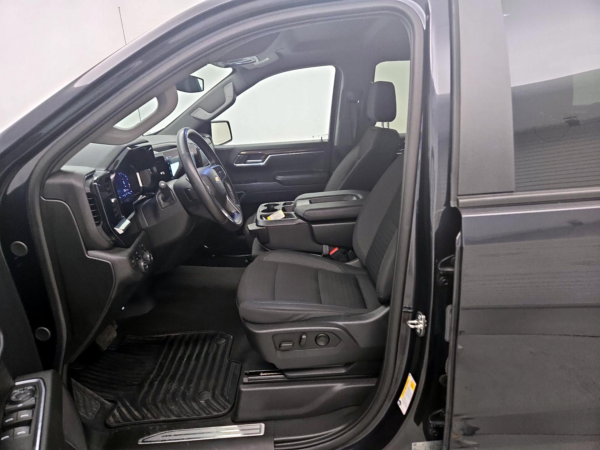Thumbnail: 2024 Chevrolet Silverado 1500 - 11