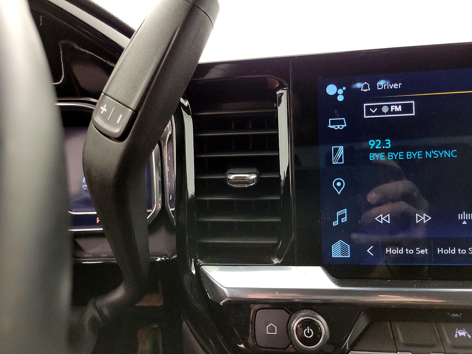Thumbnail: 2024 Chevrolet Silverado 1500 - 18