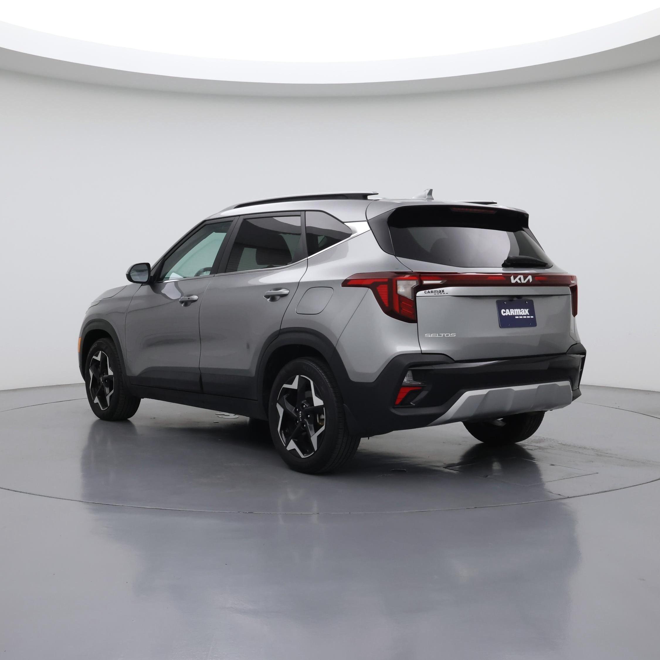 Thumbnail: 2024 Kia Seltos - 2