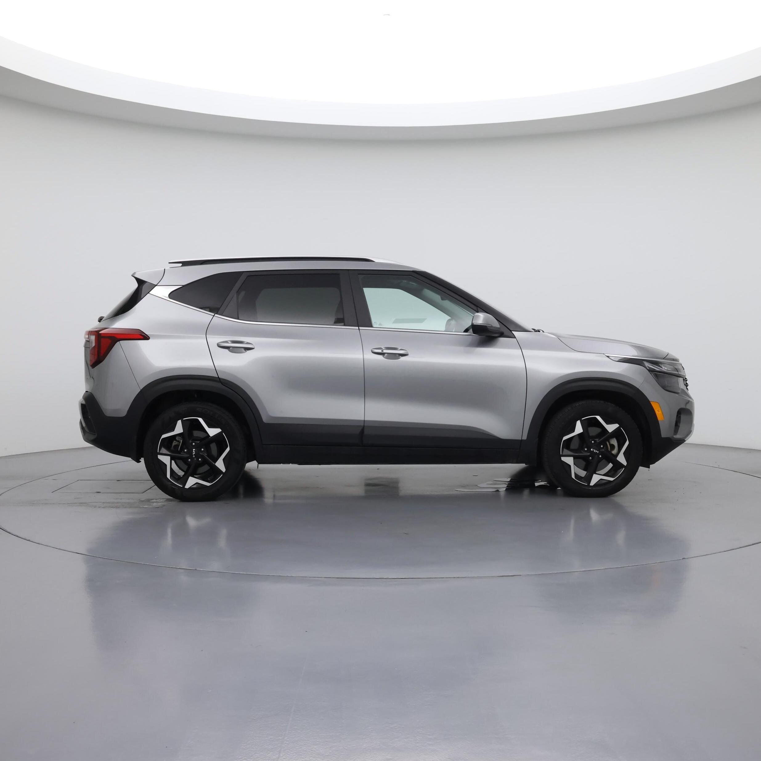 Thumbnail: 2024 Kia Seltos - 7
