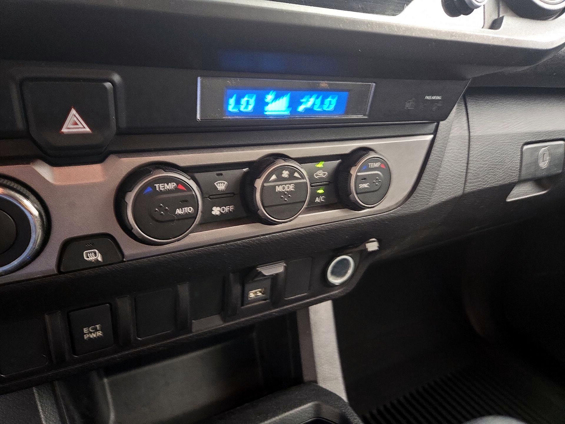 Thumbnail: 2021 Toyota Tacoma - 16