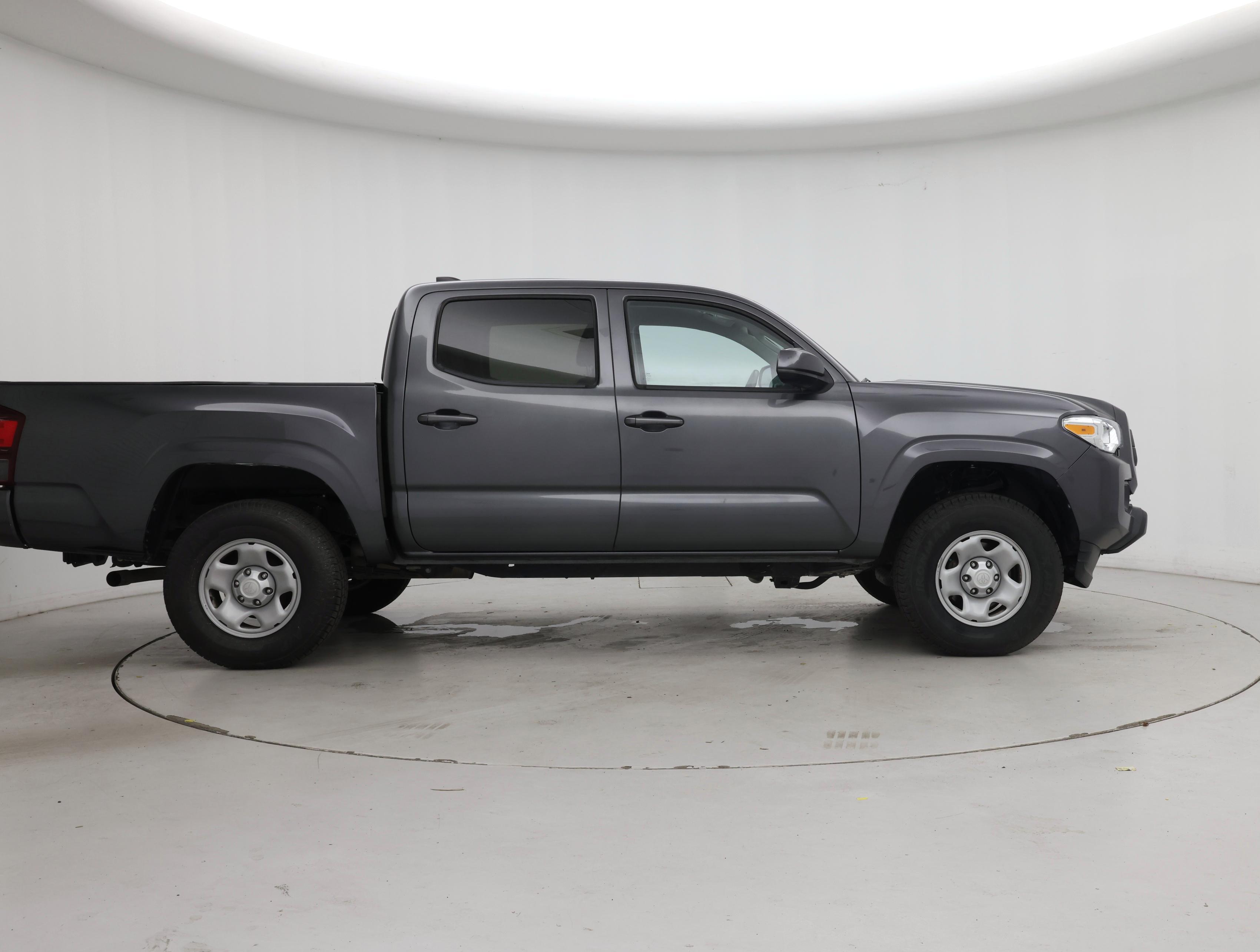 Thumbnail: 2021 Toyota Tacoma - 7