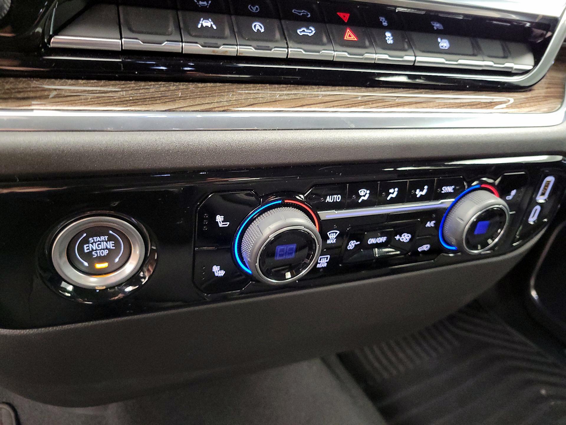 Thumbnail: 2024 Chevrolet Silverado 1500 - 17