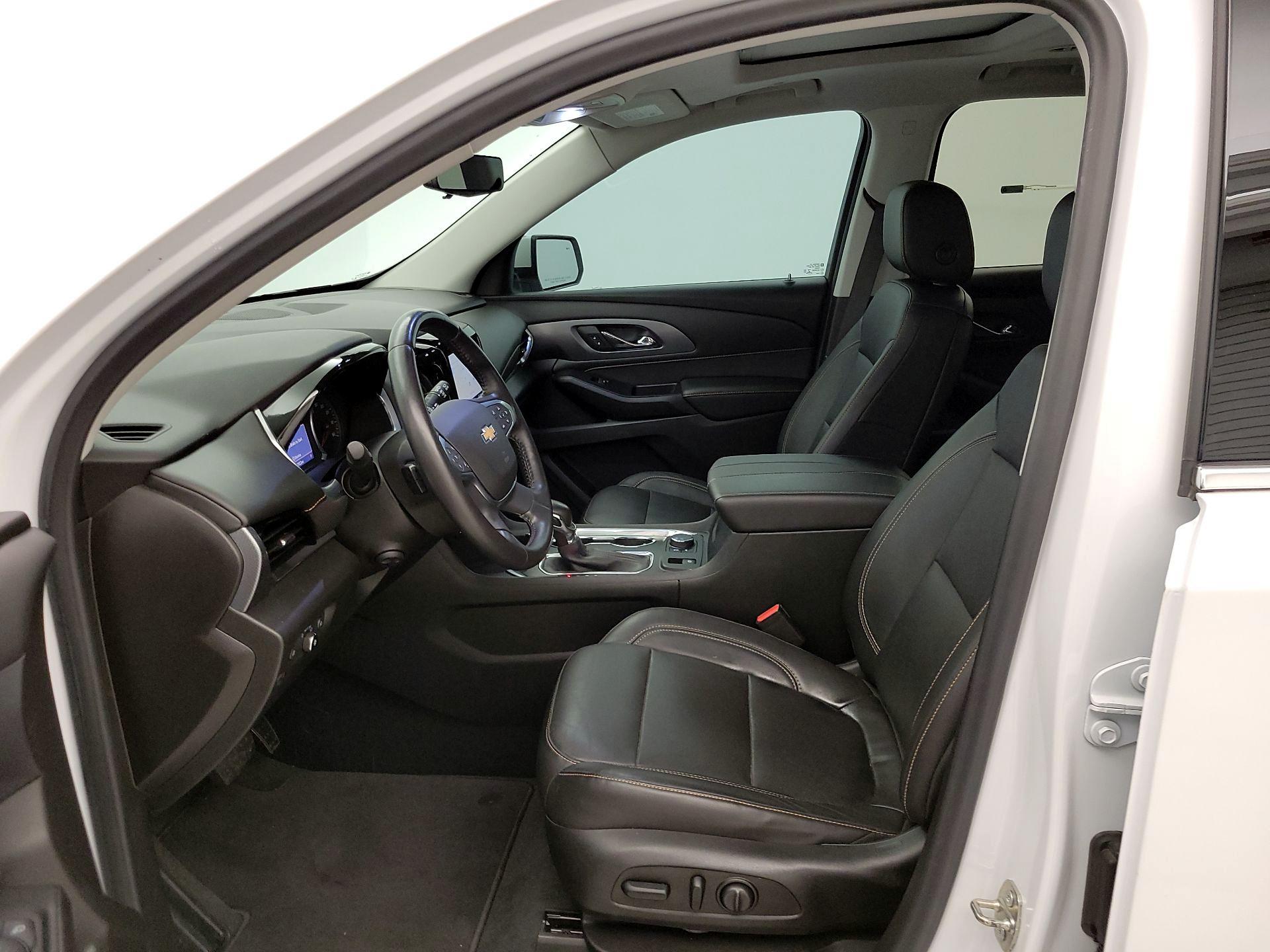Thumbnail: 2021 Chevrolet Traverse - 11