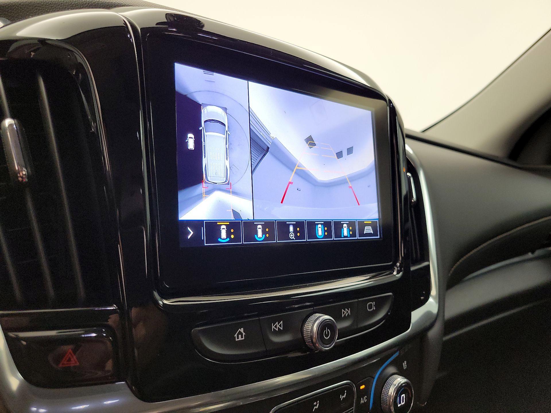 Thumbnail: 2021 Chevrolet Traverse - 15