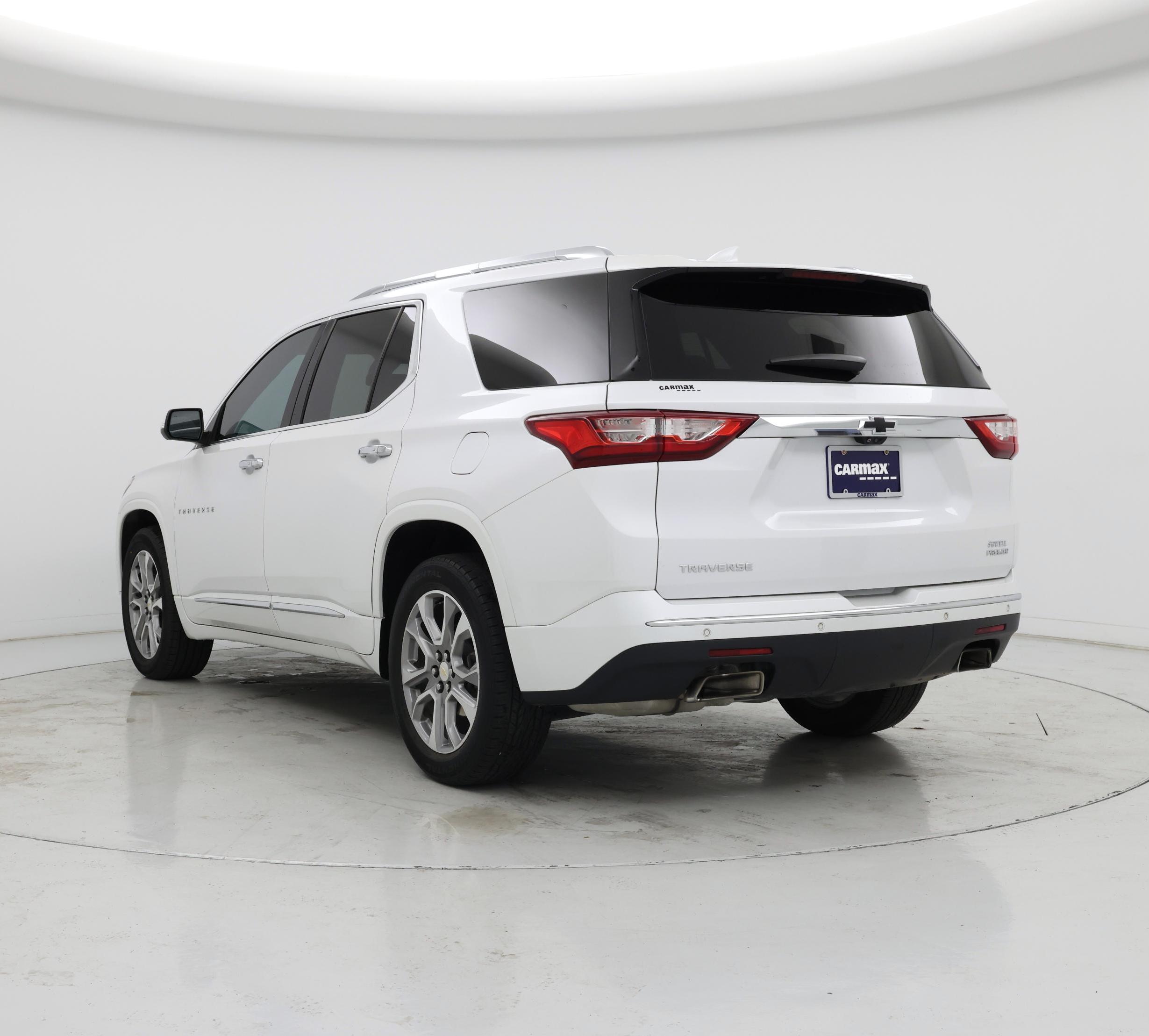 Thumbnail: 2021 Chevrolet Traverse - 2