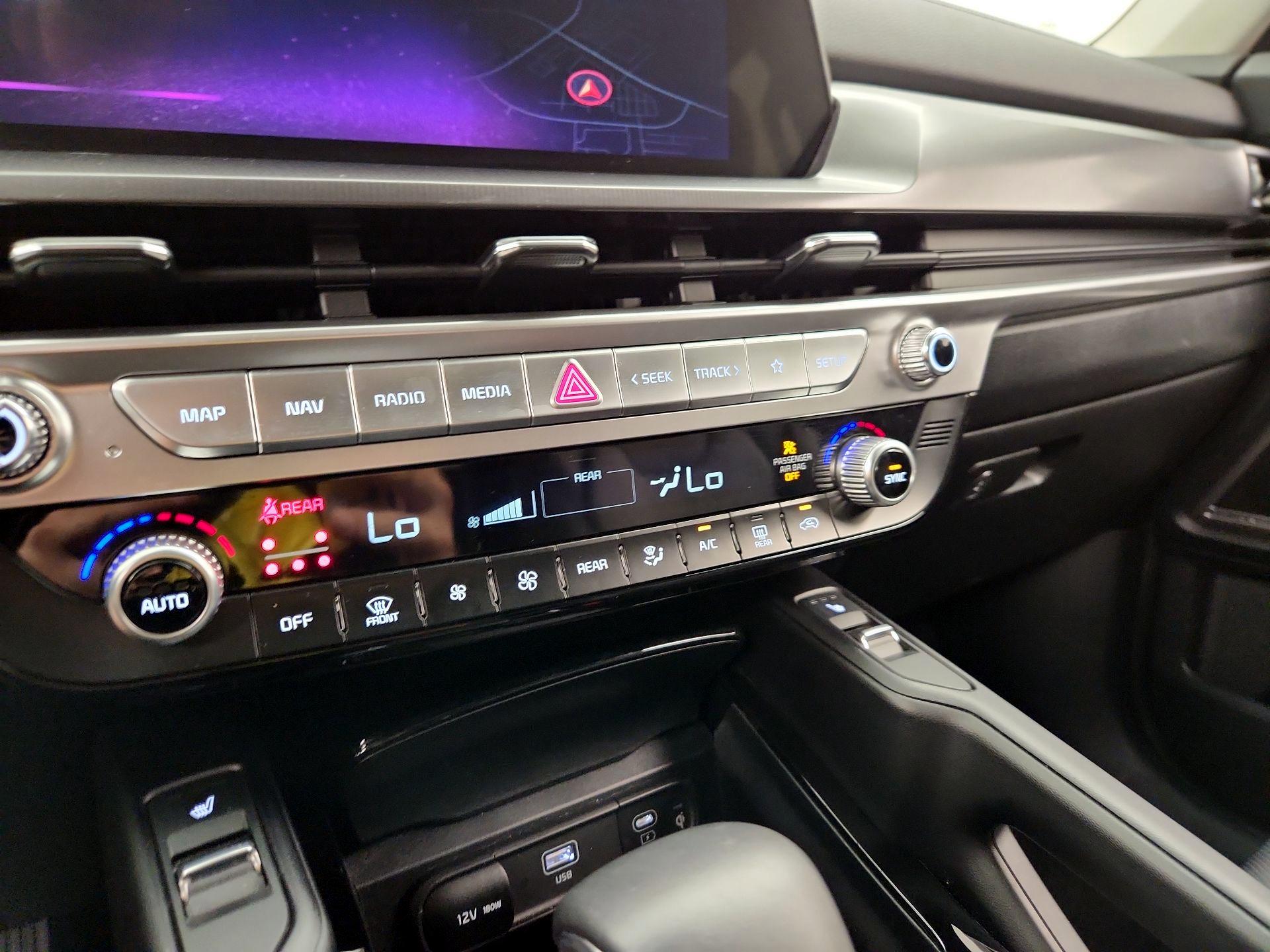 Thumbnail: 2025 Kia Telluride - 17