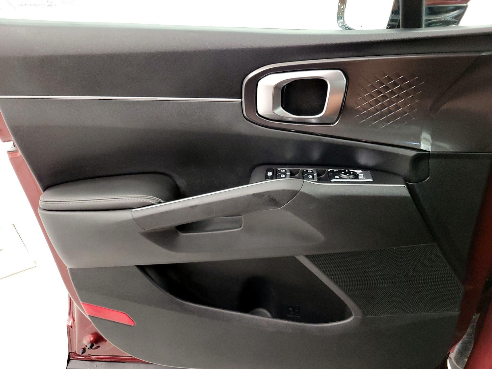2025 Kia Sorento S - Photo 11