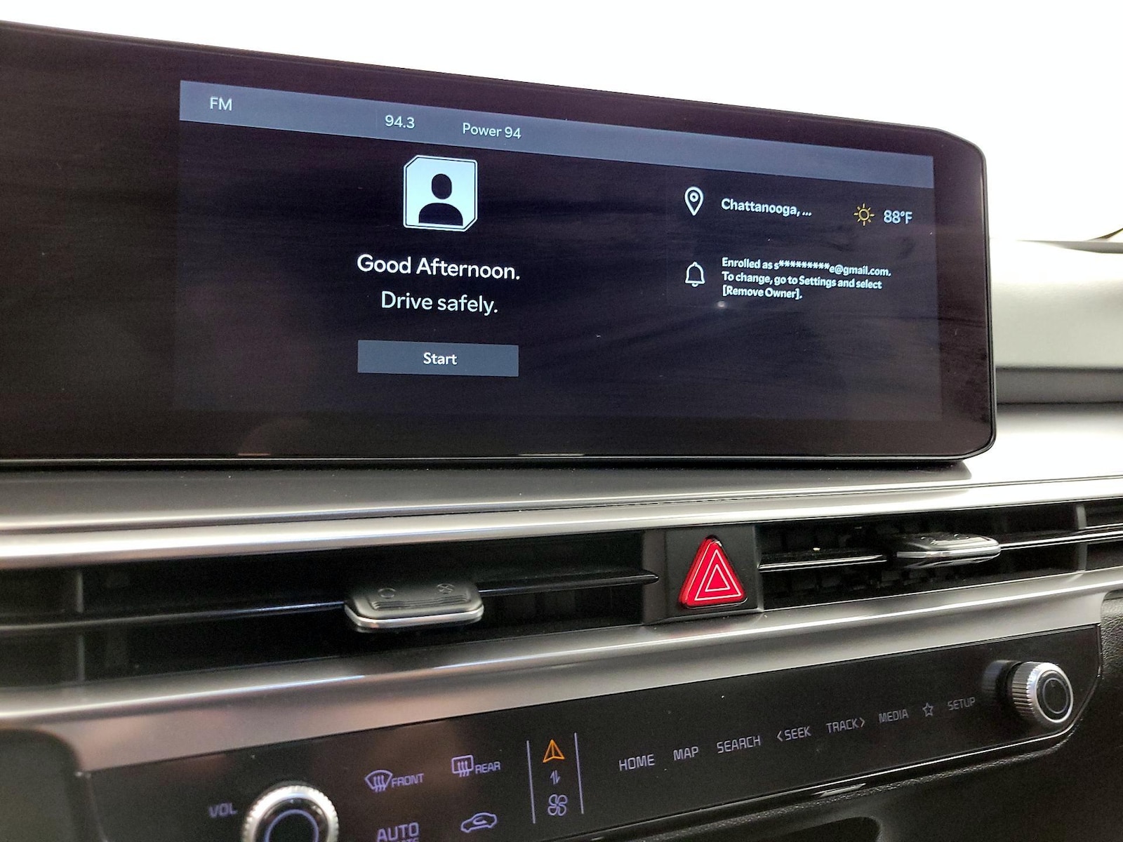 2025 Kia Sorento S - Photo 15