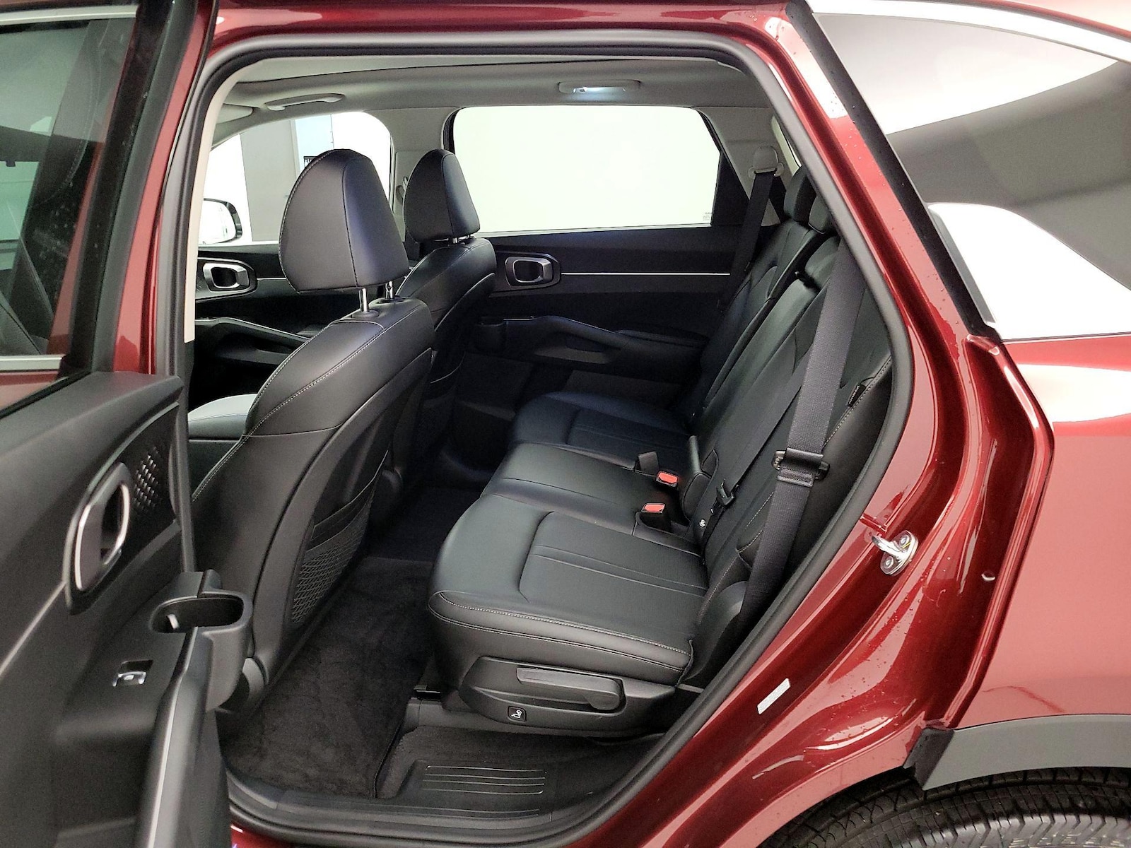 2025 Kia Sorento S - Photo 20