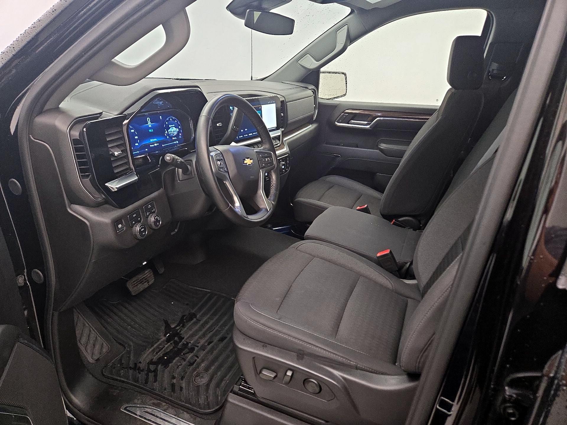 Thumbnail: 2024 Chevrolet Silverado 1500 - 11