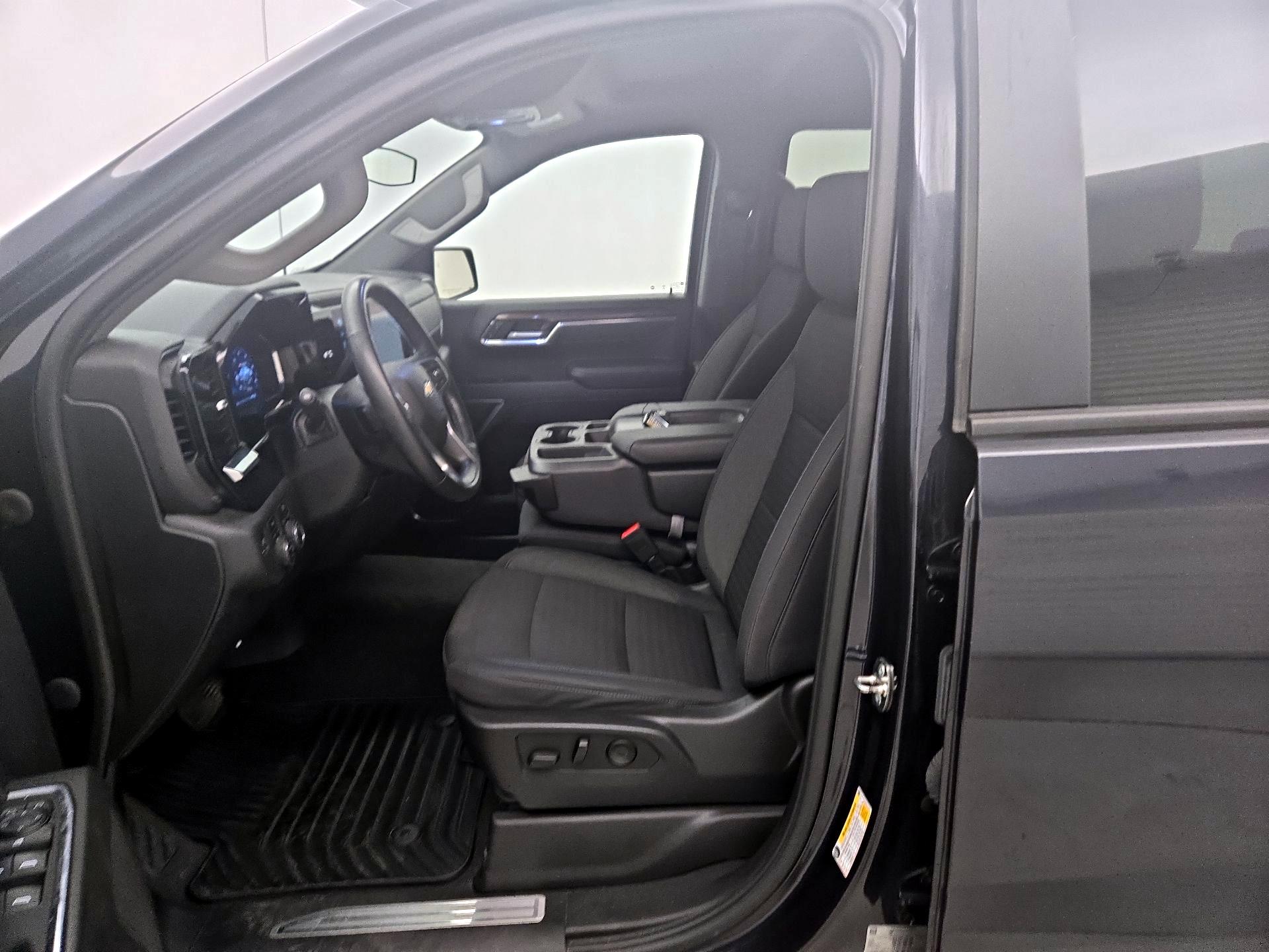 Thumbnail: 2024 Chevrolet Silverado 1500 - 11