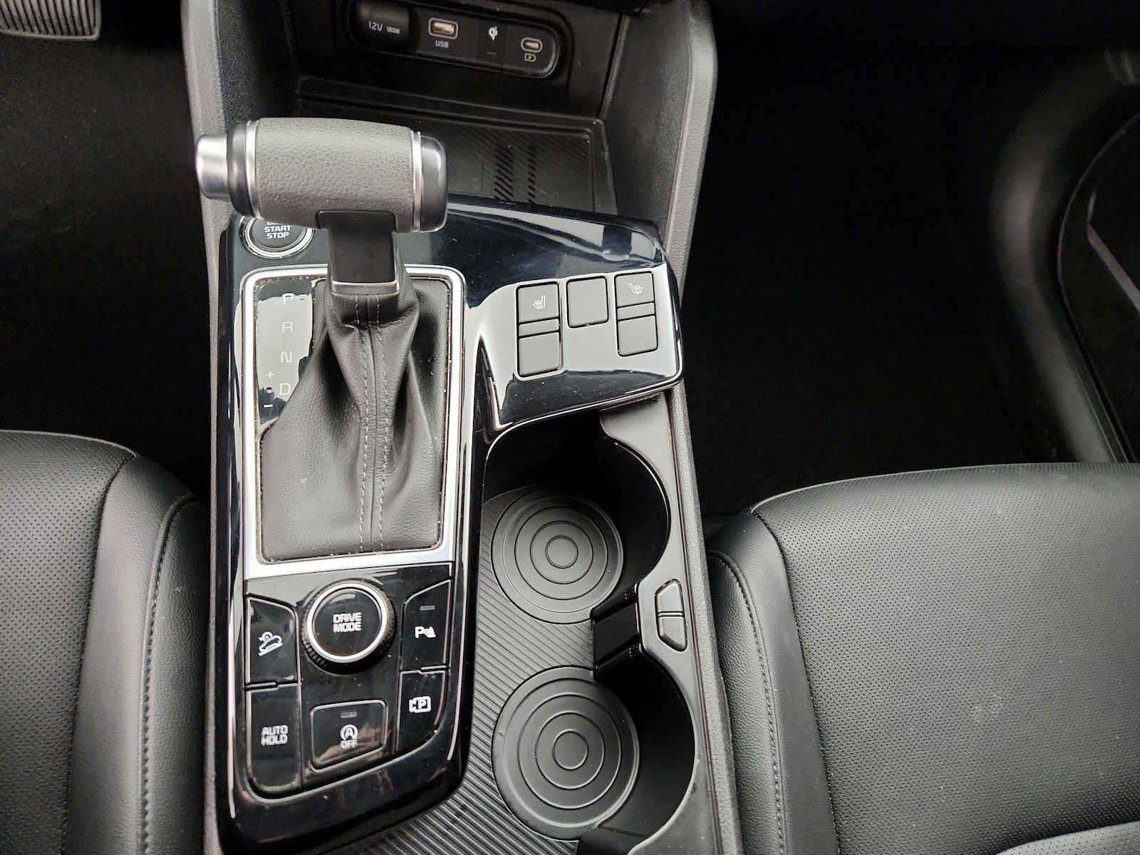 2024 Kia Sportage EX - Photo 19