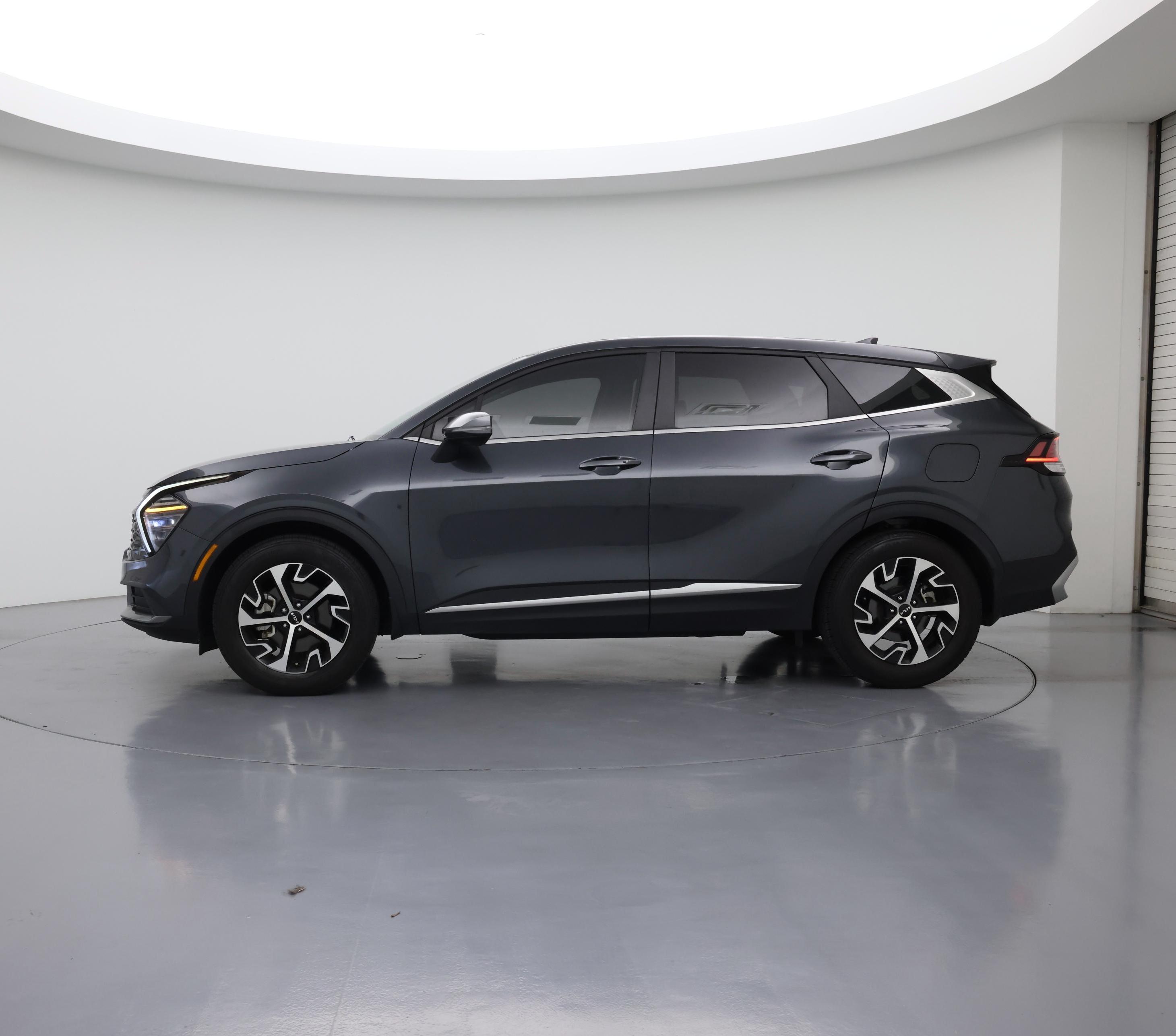 Thumbnail: 2024 Kia Sportage - 3