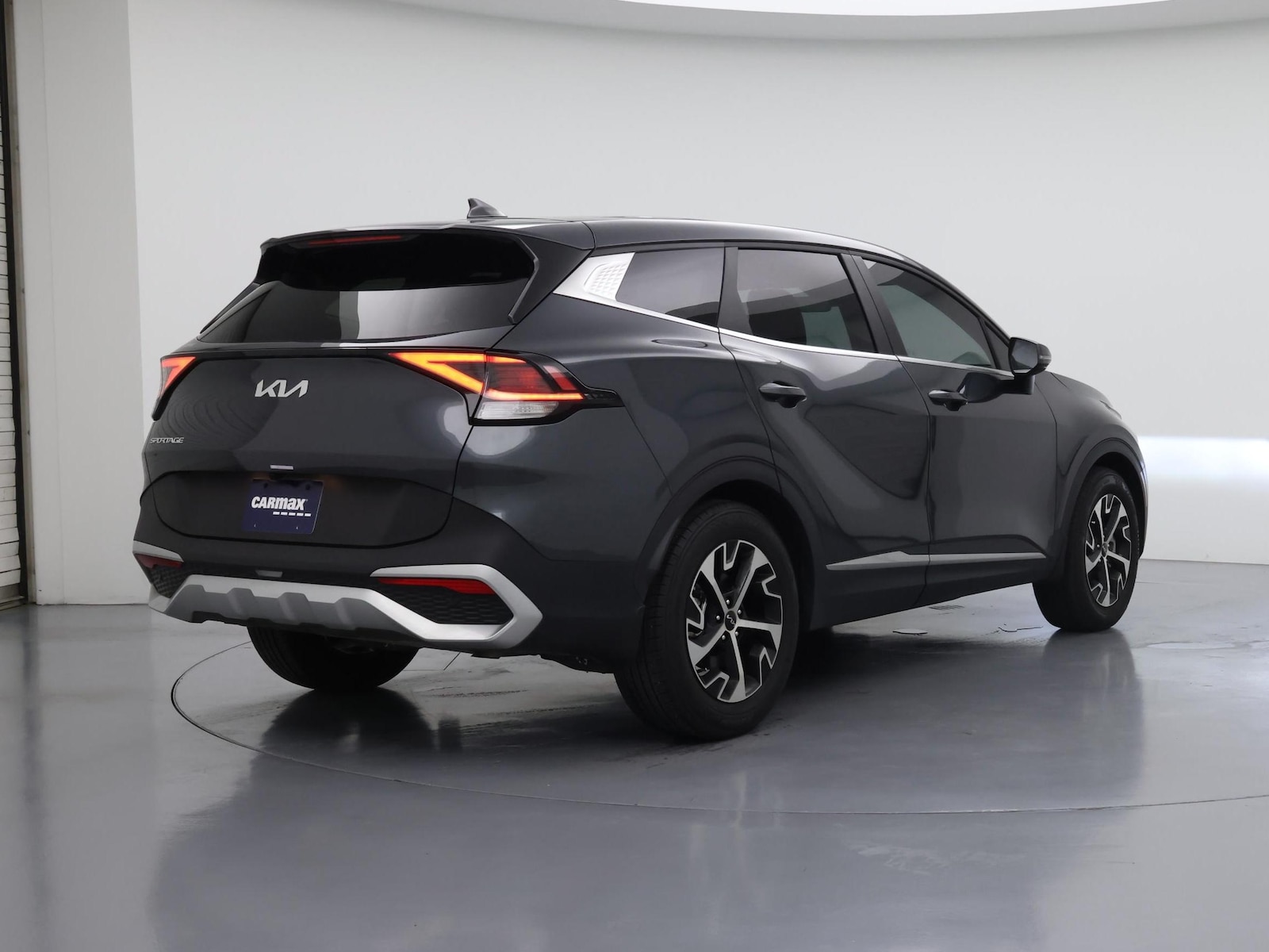 2024 Kia Sportage EX - Photo 9
