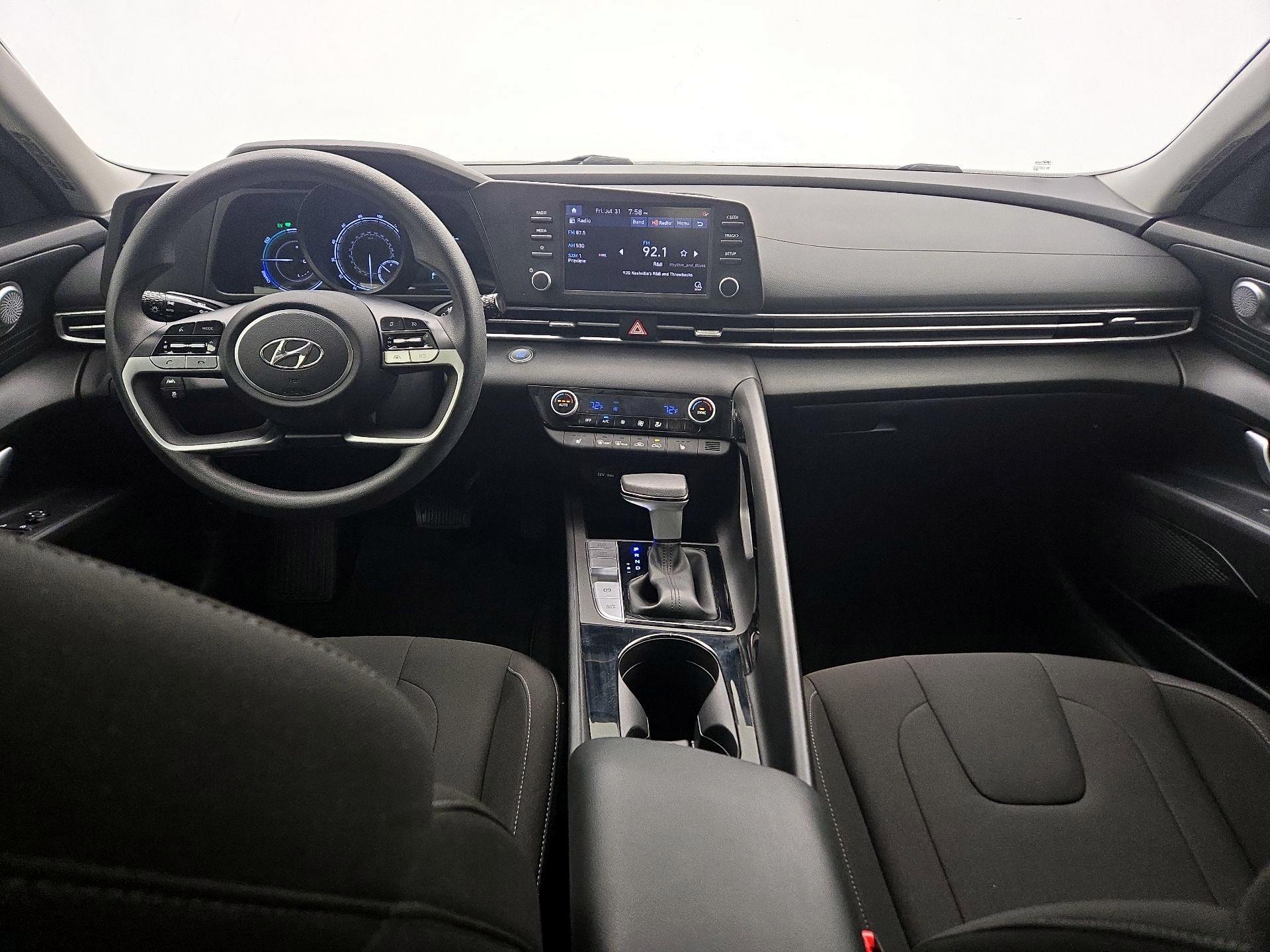 Thumbnail: 2023 Hyundai Elantra - 9