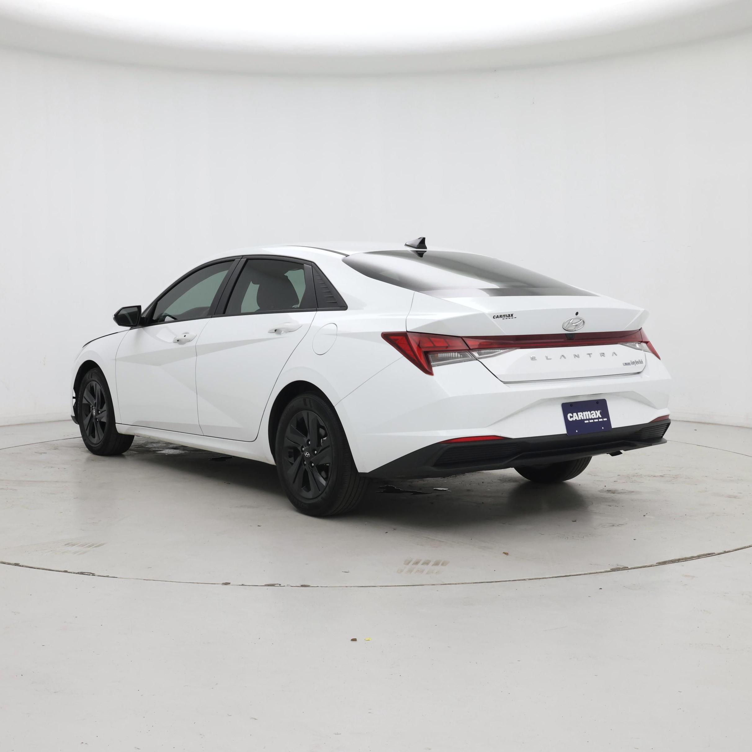 Thumbnail: 2023 Hyundai Elantra - 2