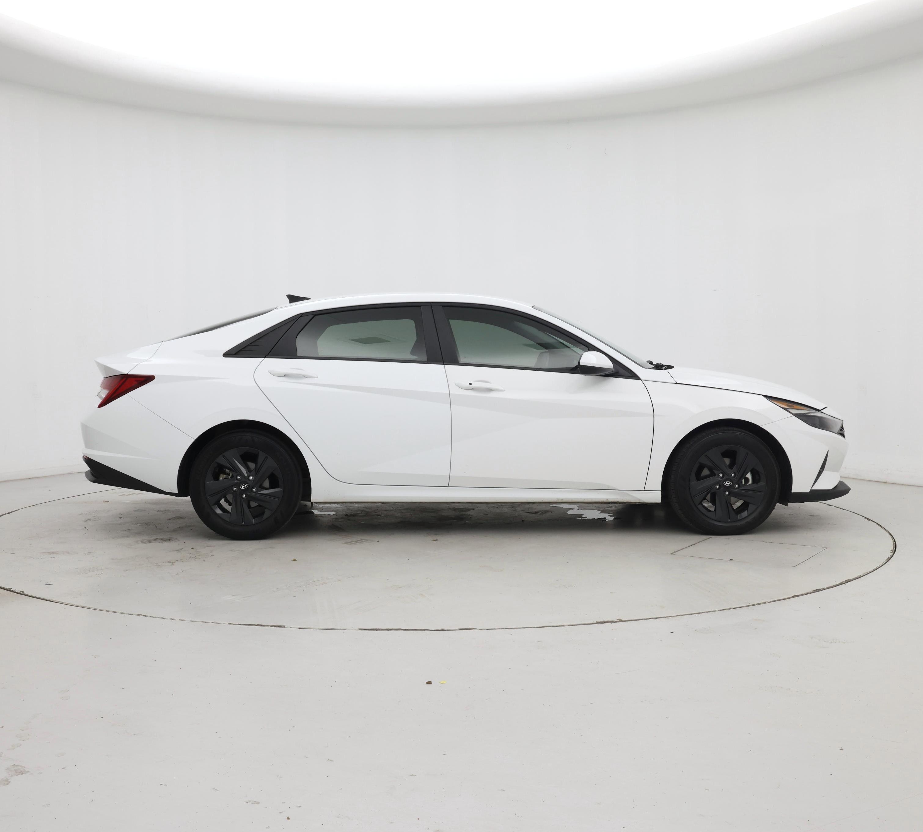 Thumbnail: 2023 Hyundai Elantra - 7