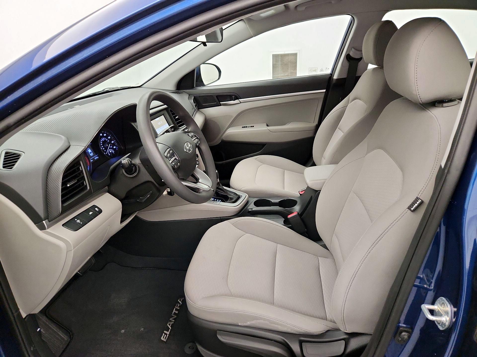 Thumbnail: 2020 Hyundai Elantra - 11