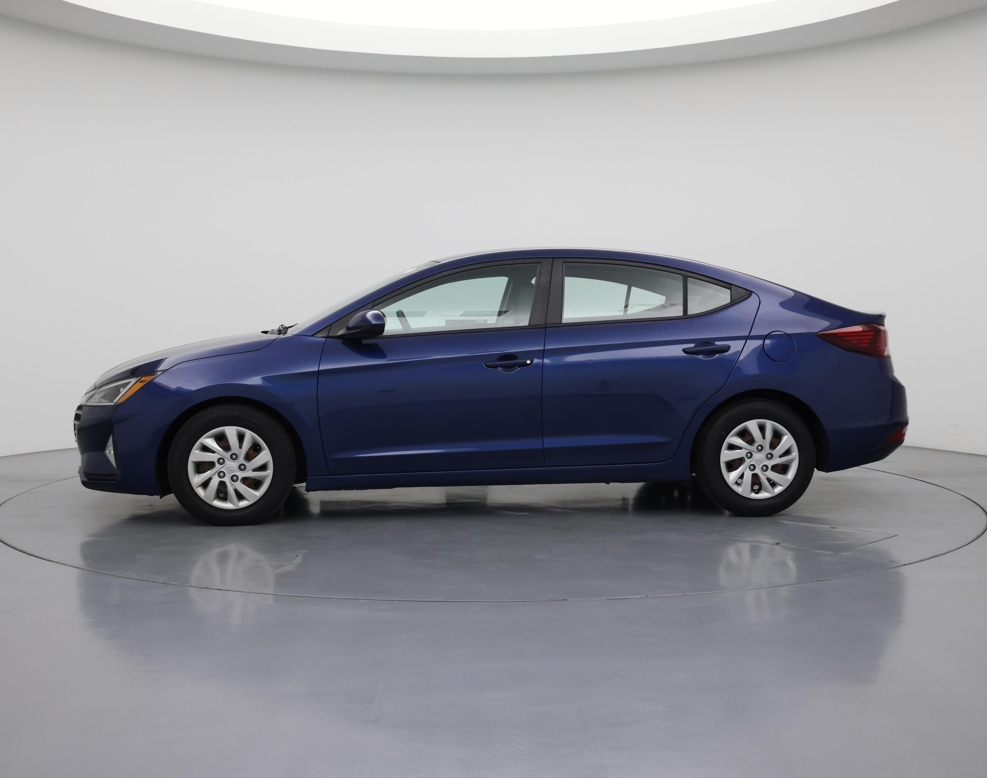 Thumbnail: 2020 Hyundai Elantra - 3
