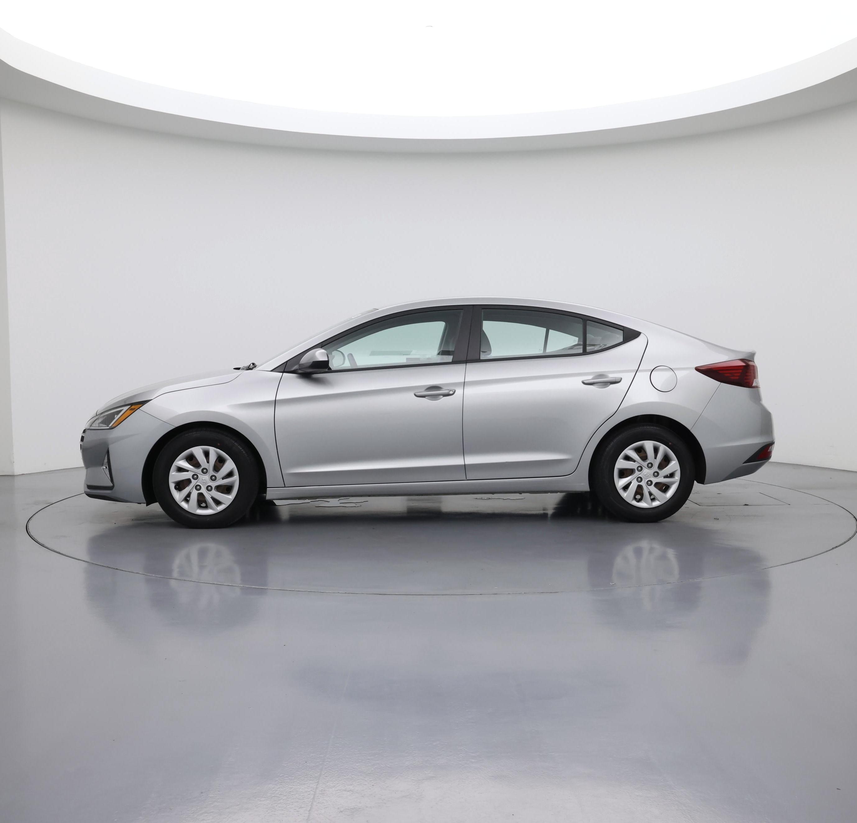 Thumbnail: 2020 Hyundai Elantra - 3
