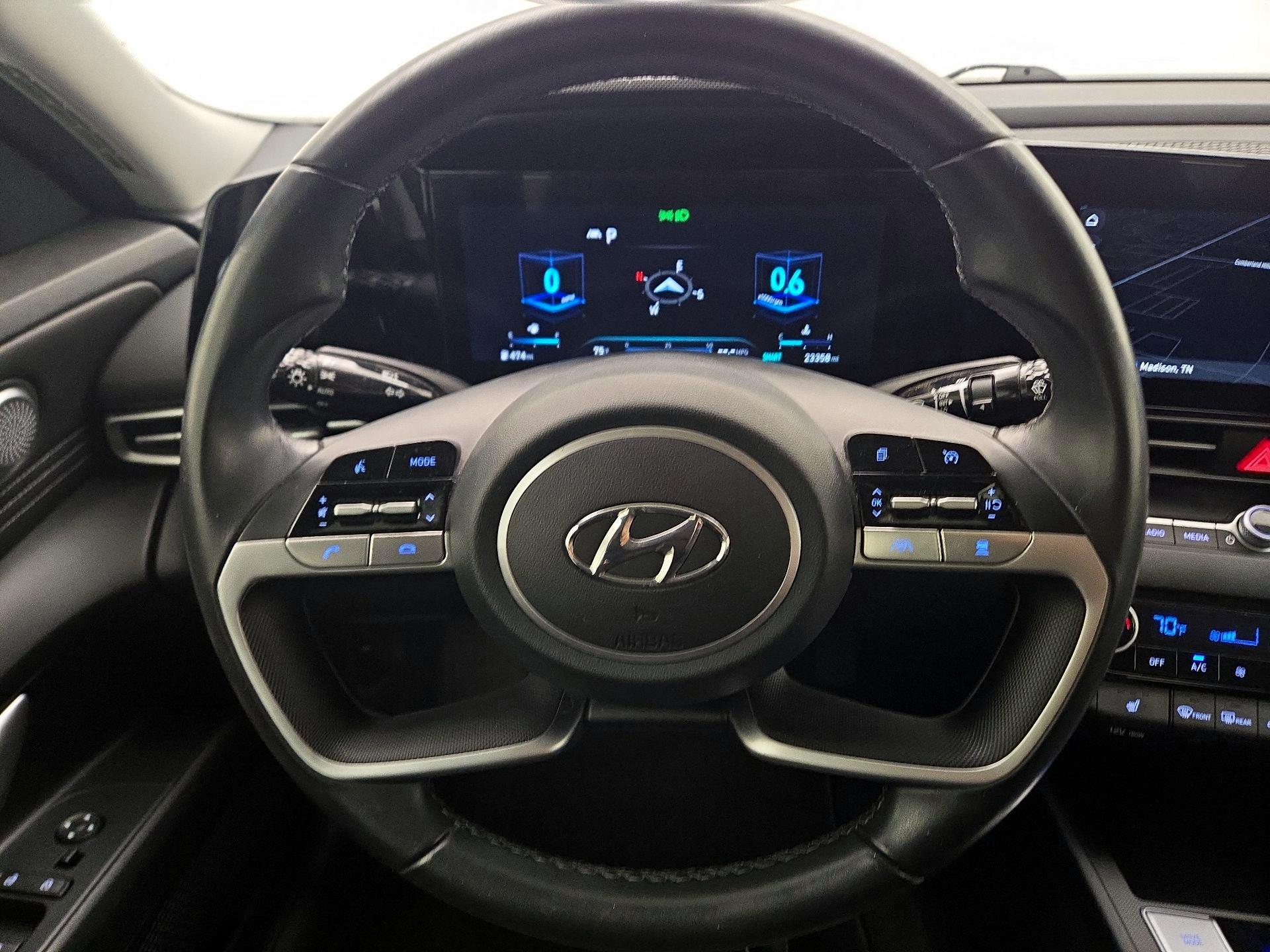 Thumbnail: 2023 Hyundai Elantra - 10
