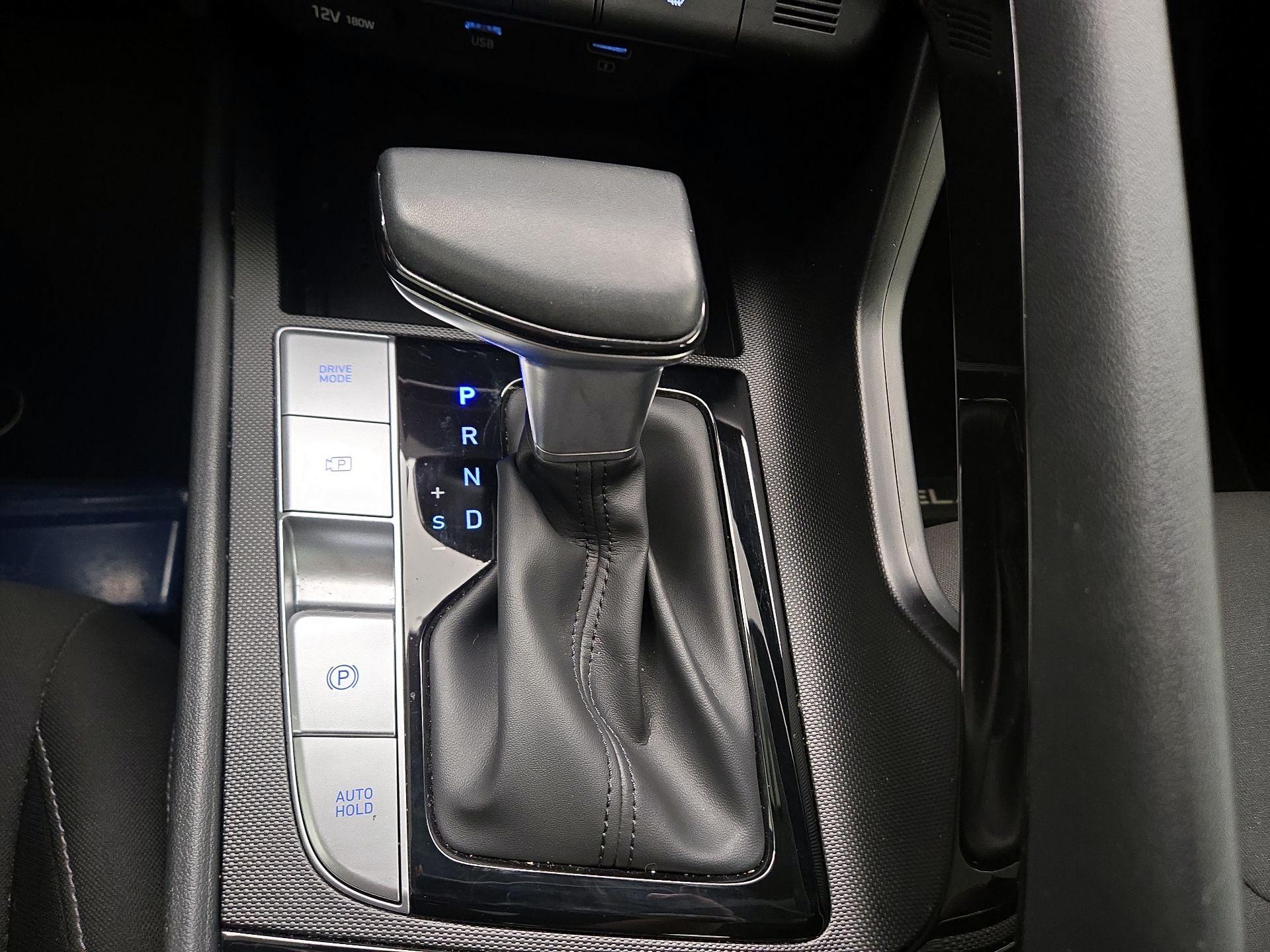 Thumbnail: 2023 Hyundai Elantra - 18