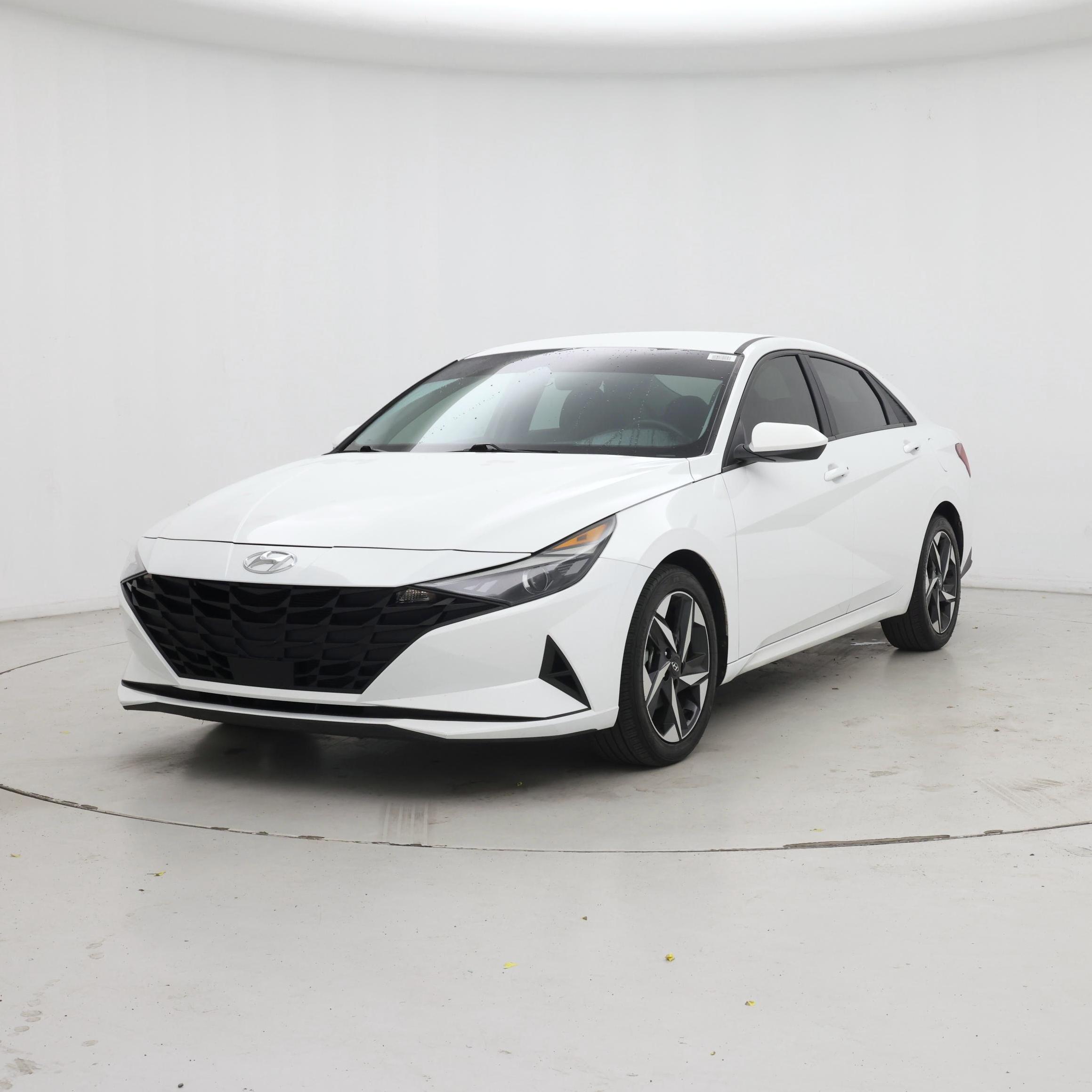 Thumbnail: 2023 Hyundai Elantra - 4