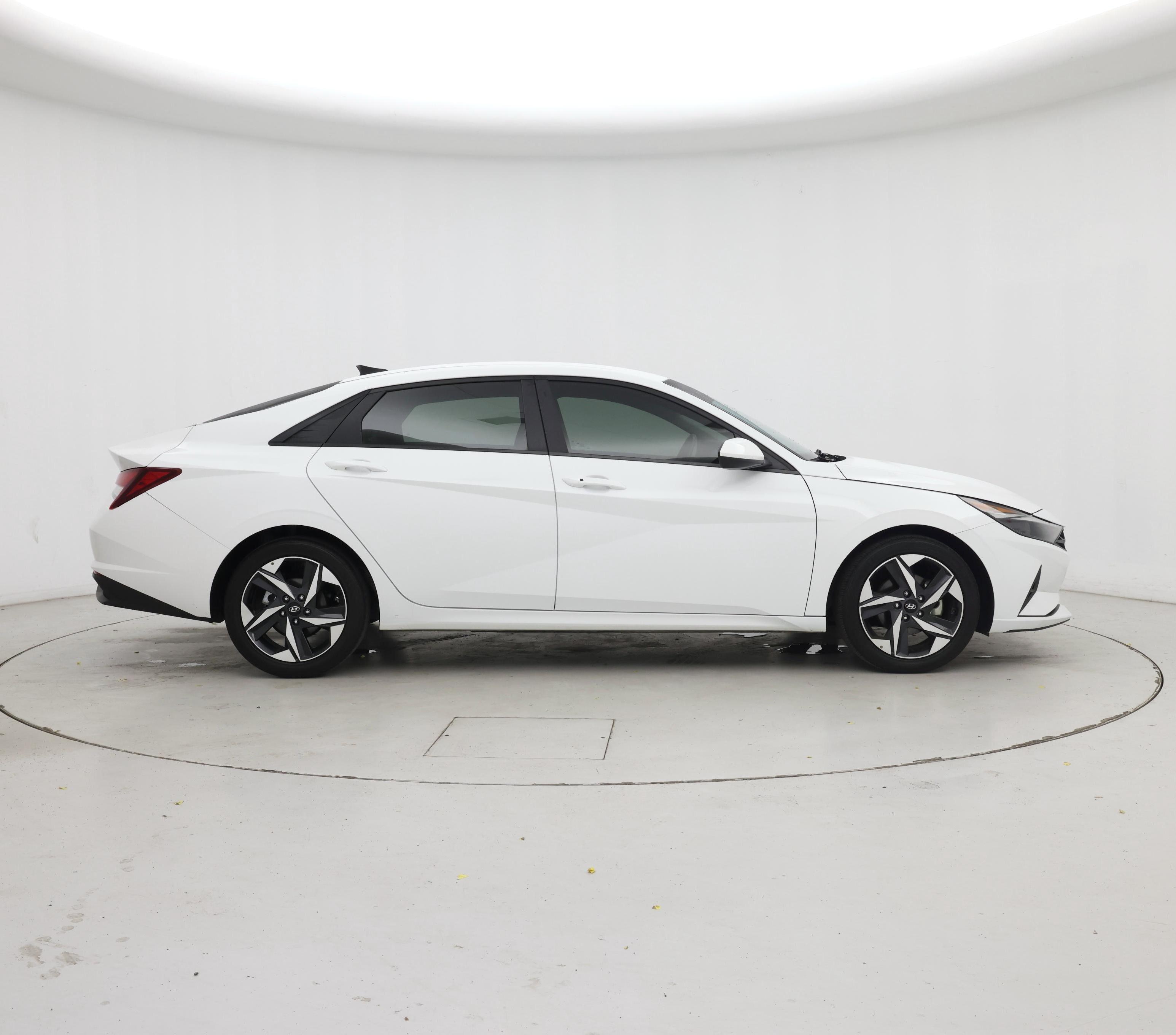 Thumbnail: 2023 Hyundai Elantra - 7