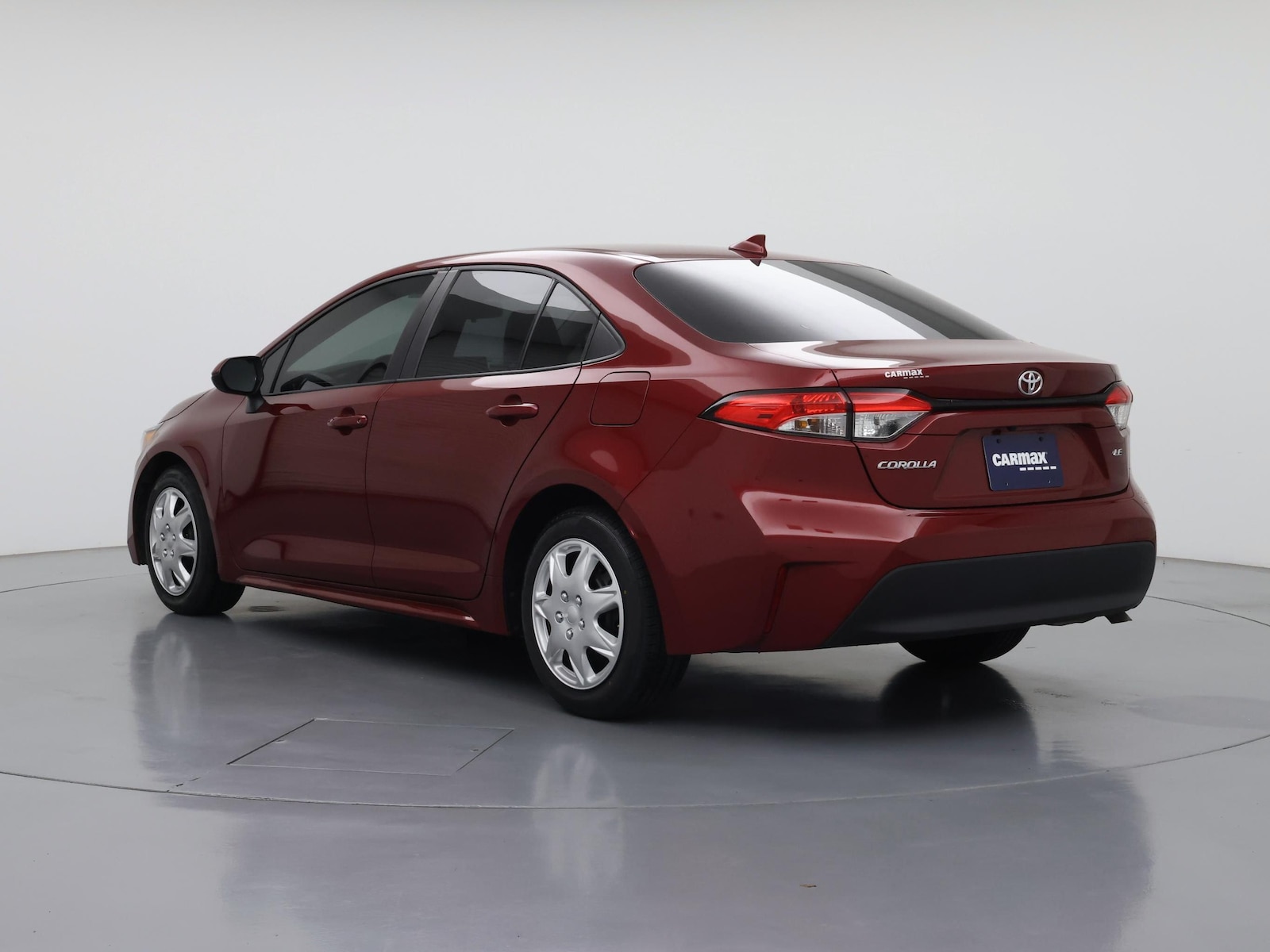 2024 Toyota Corolla LE - Photo 3