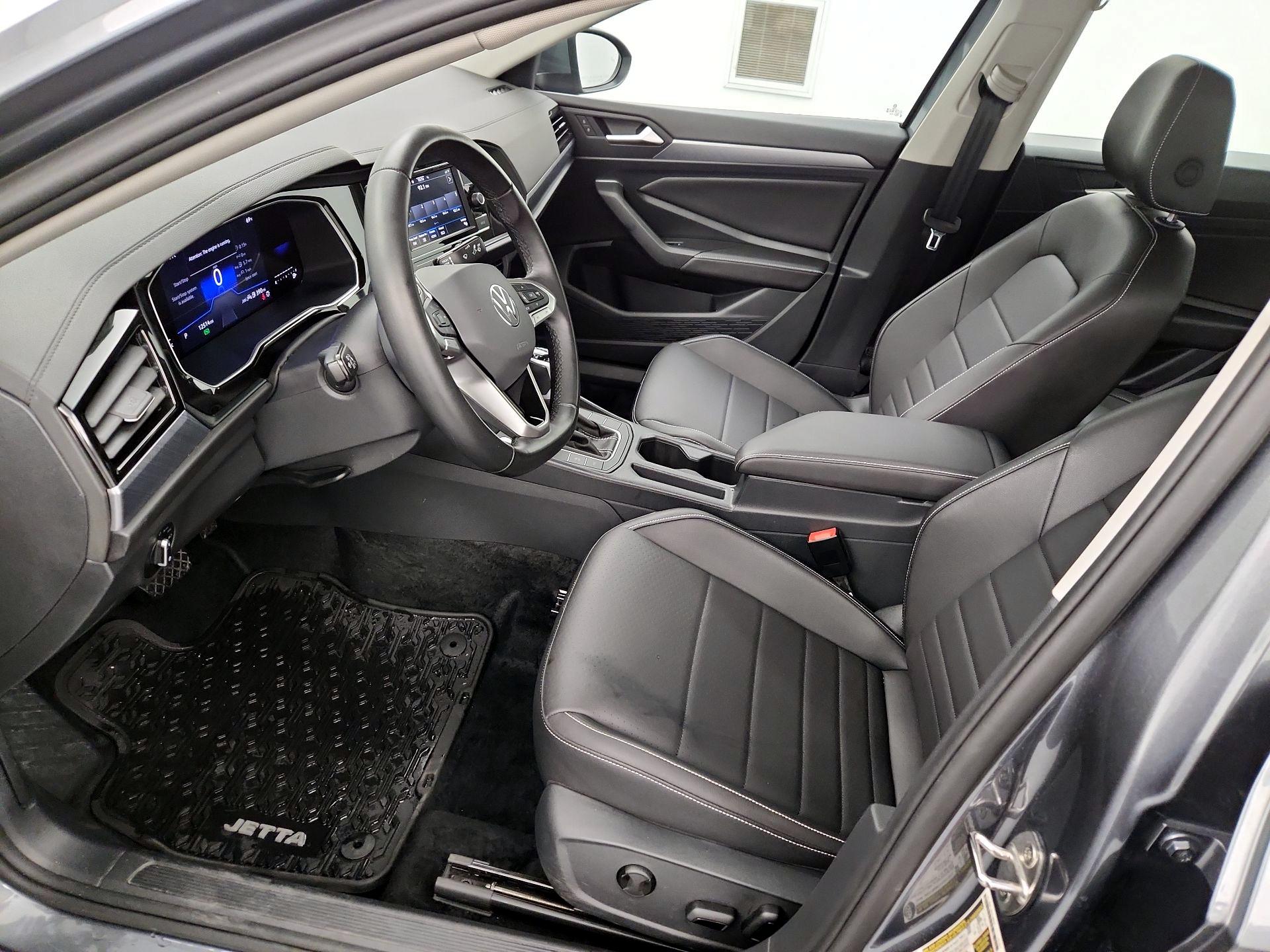 Thumbnail: 2024 Volkswagen Jetta - 11