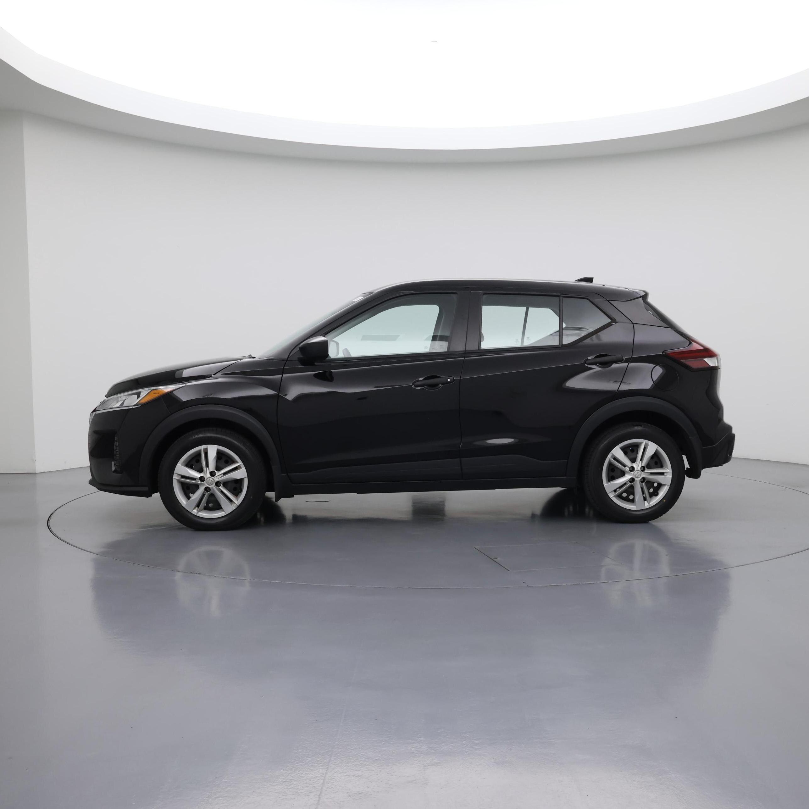 Thumbnail: 2024 Nissan Kicks - 3
